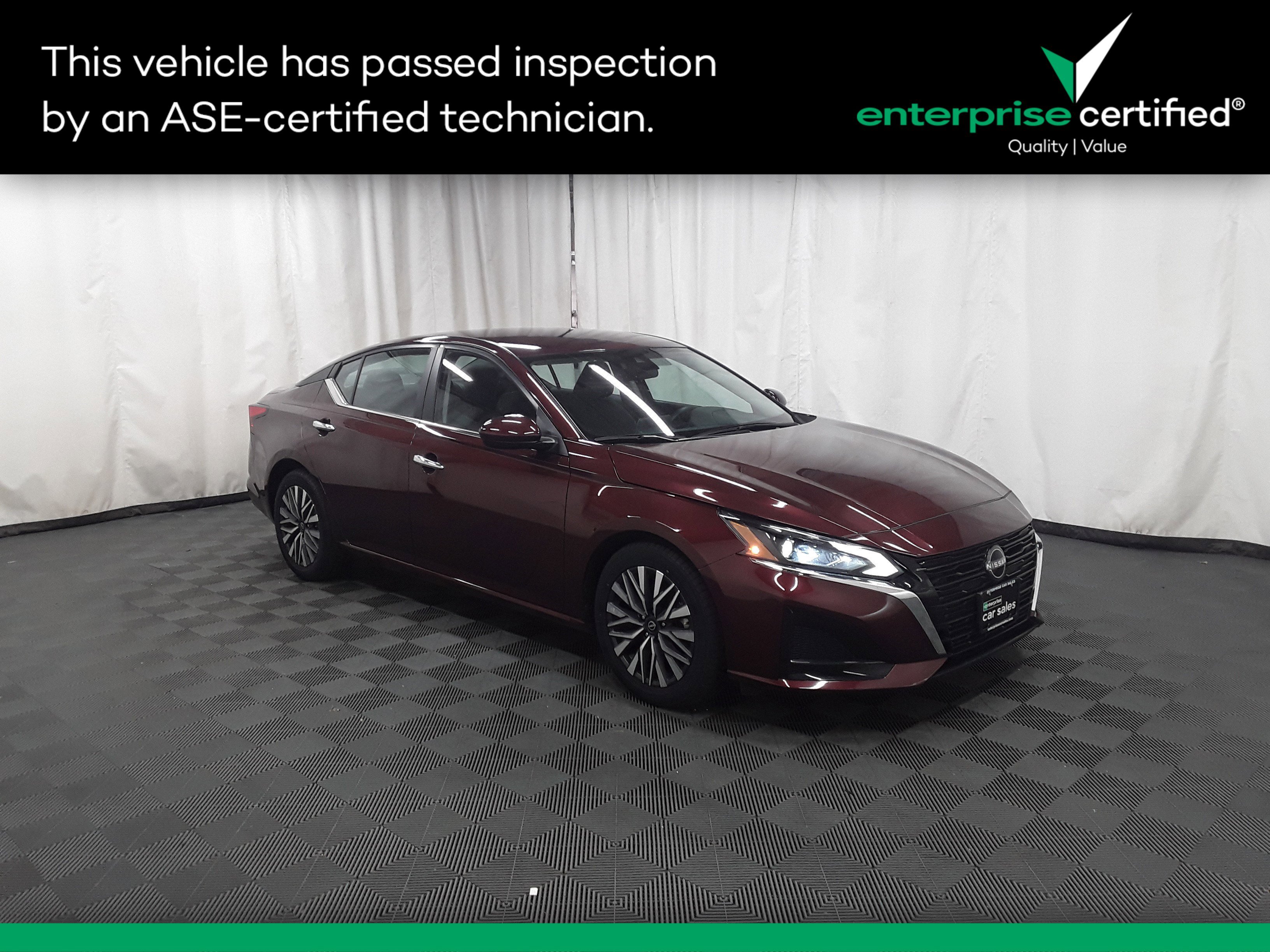Used 2023 Nissan Altima 2.5 SV Sedan