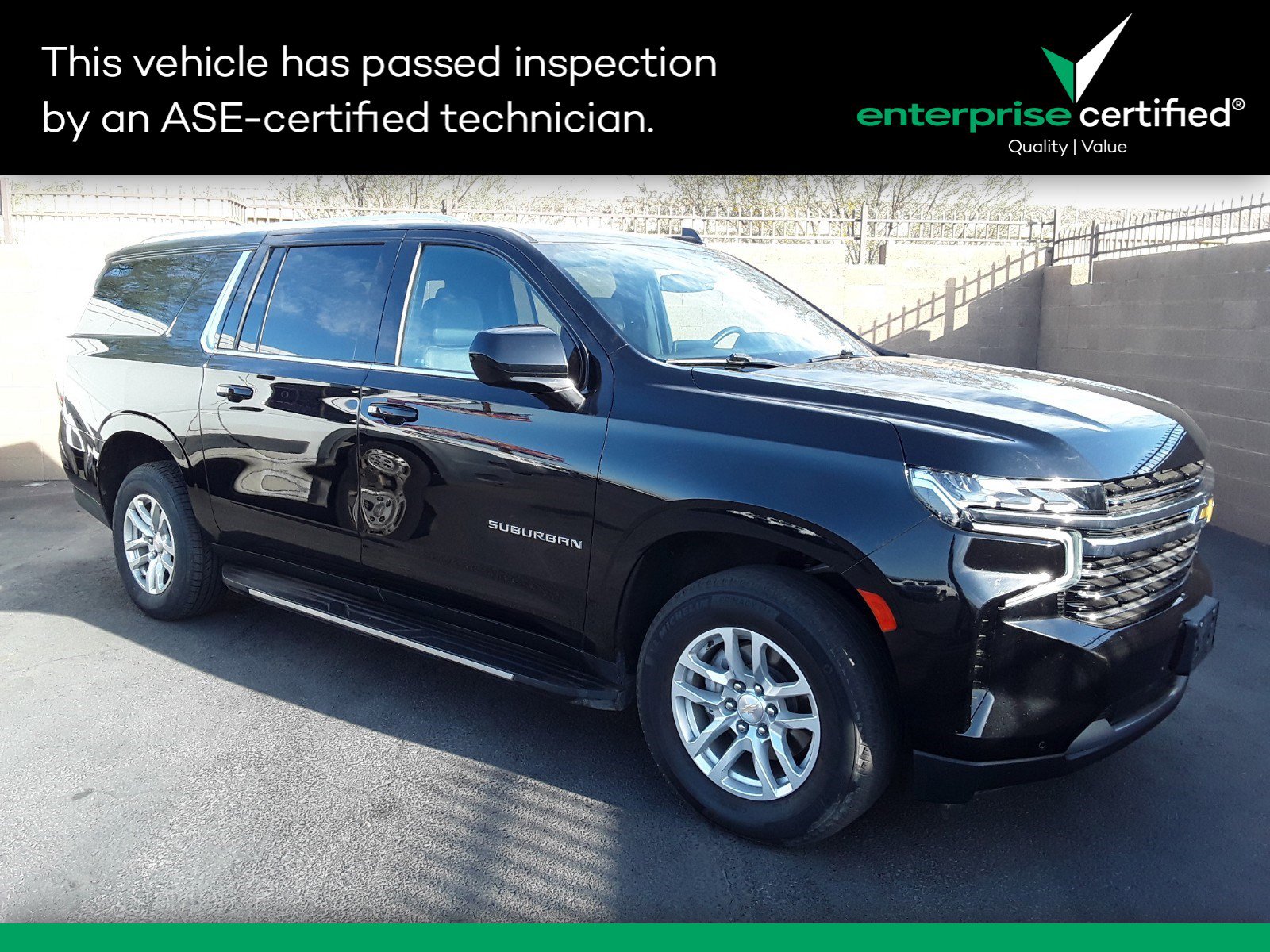 2023 Chevrolet Suburban 4WD 4dr LT