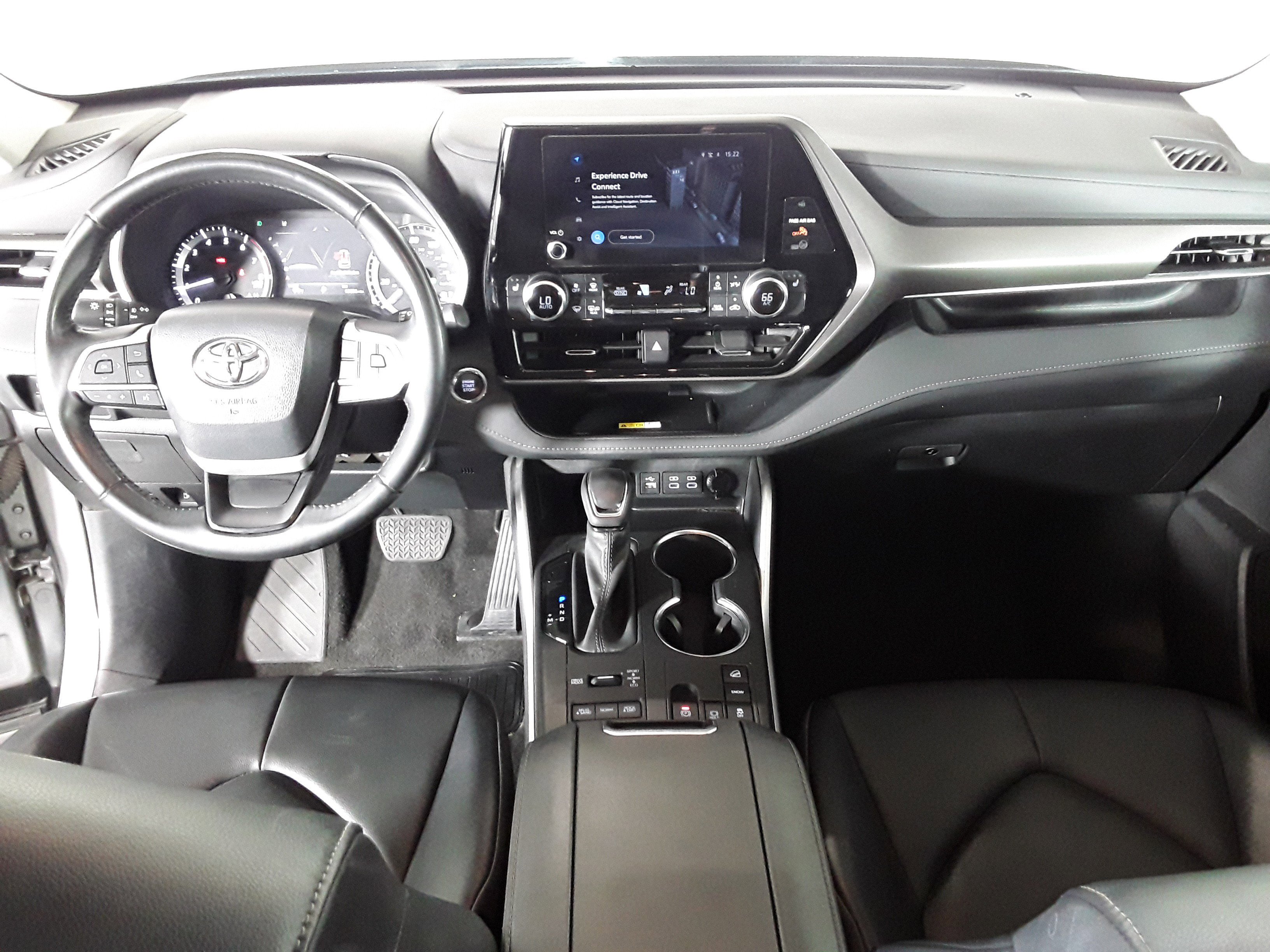 Image of Used 2023 Toyota Highlander XLE AWD