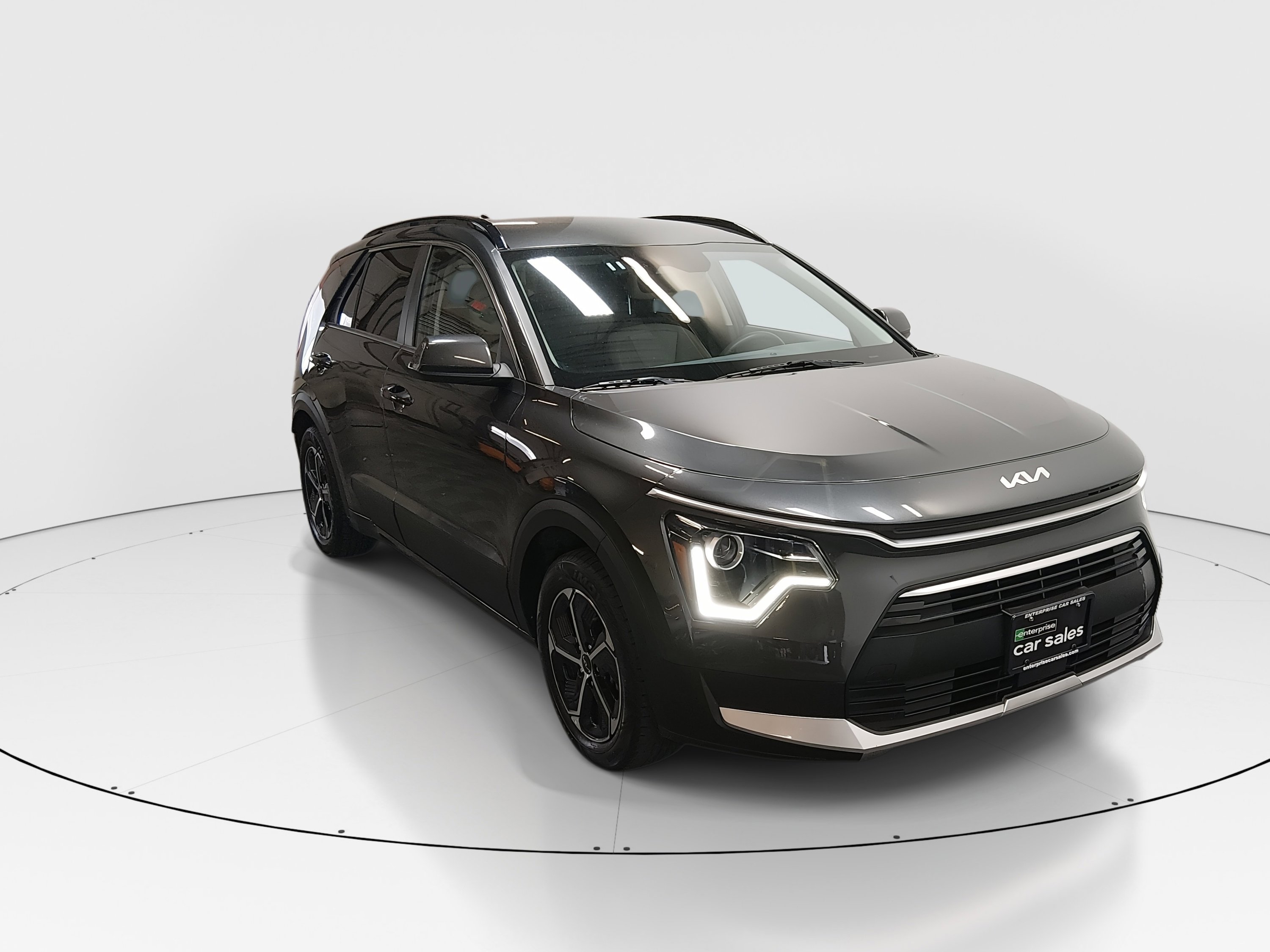 2023 Kia Niro EX's photo