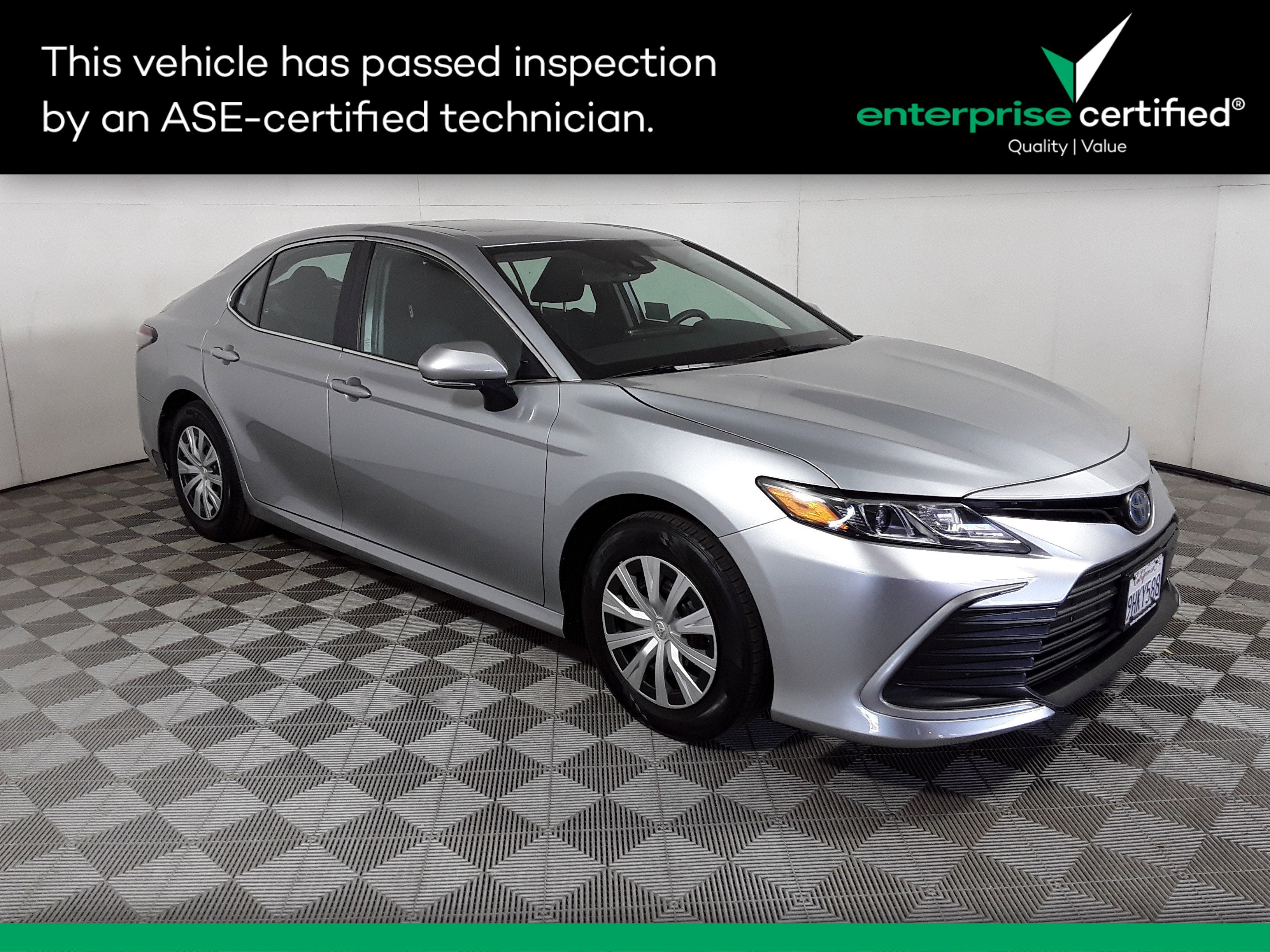 Used 2023 Toyota Camry Hybrid LE CVT