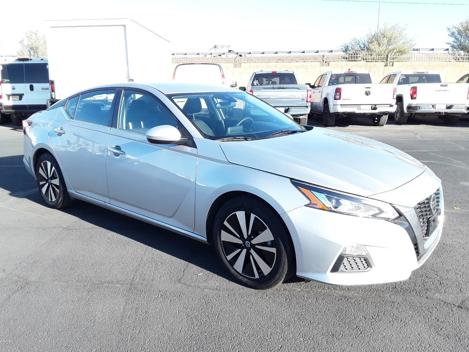 2022 Nissan Altima 2.5 SV Sedan