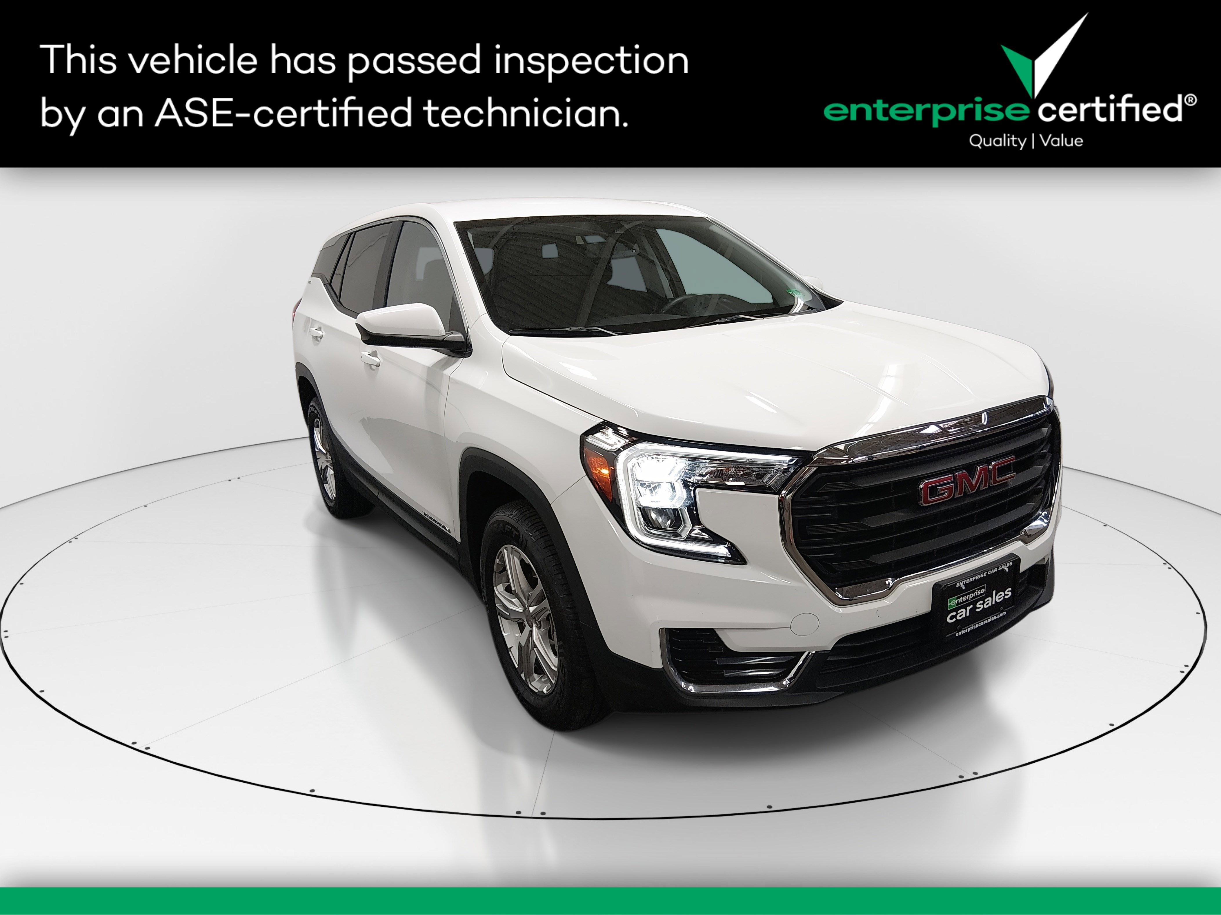 2024 GMC Terrain SLE's photo