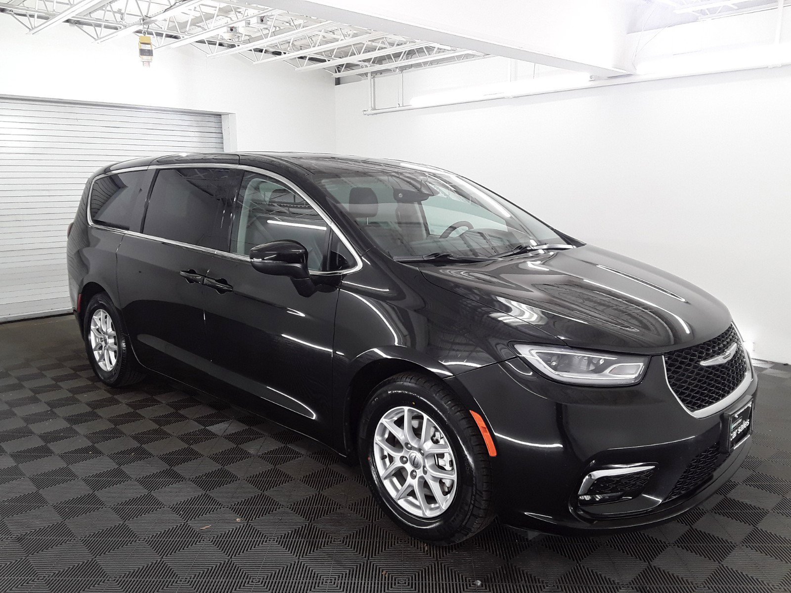 2023 Chrysler Pacifica Touring L FWD