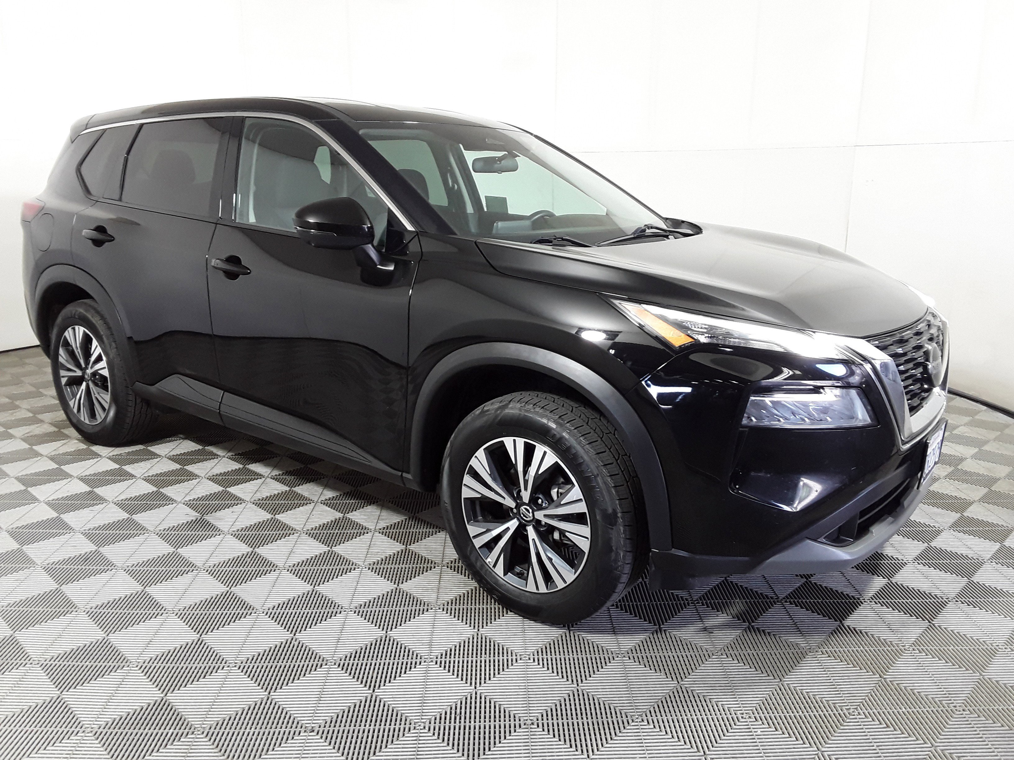 2021 Nissan Rogue AWD SV