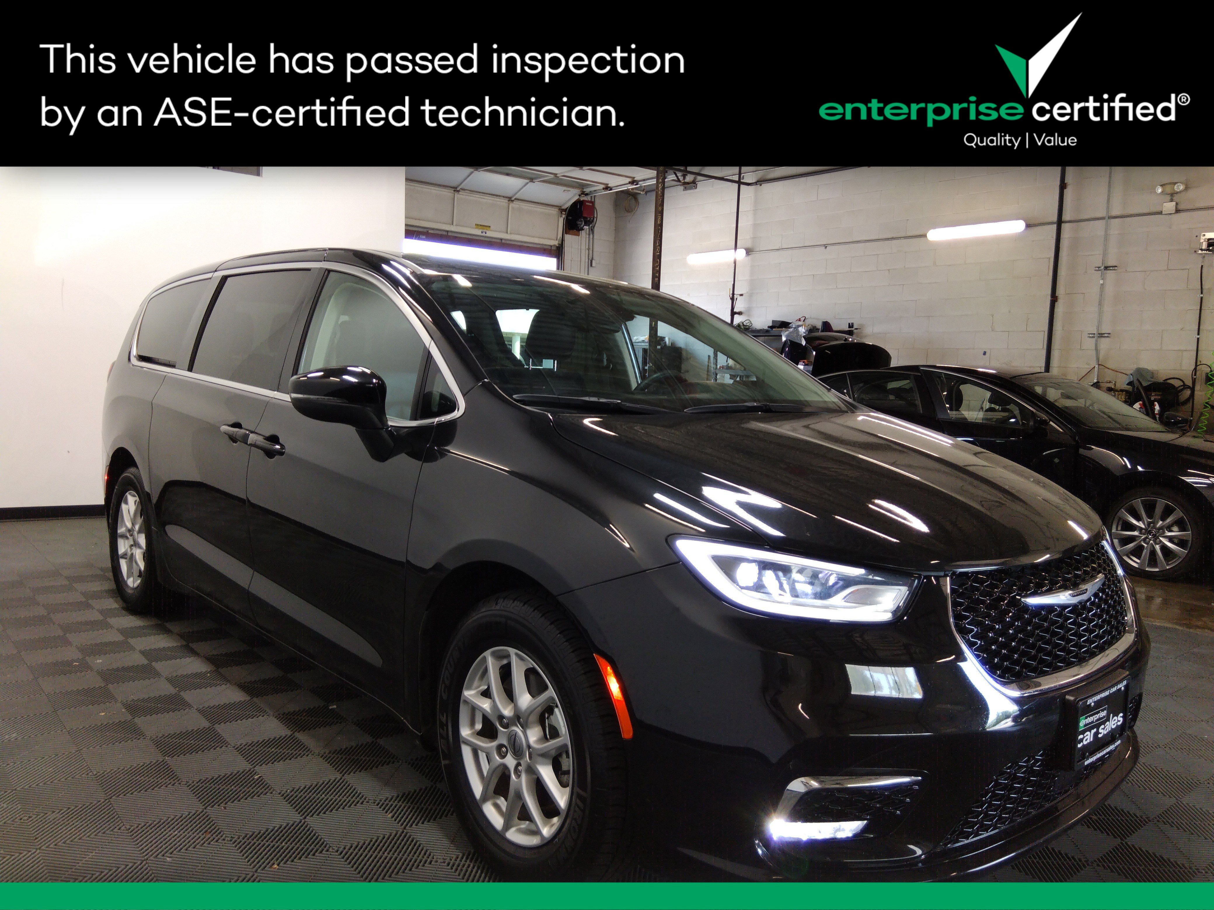 2023 Chrysler Pacifica Touring L FWD