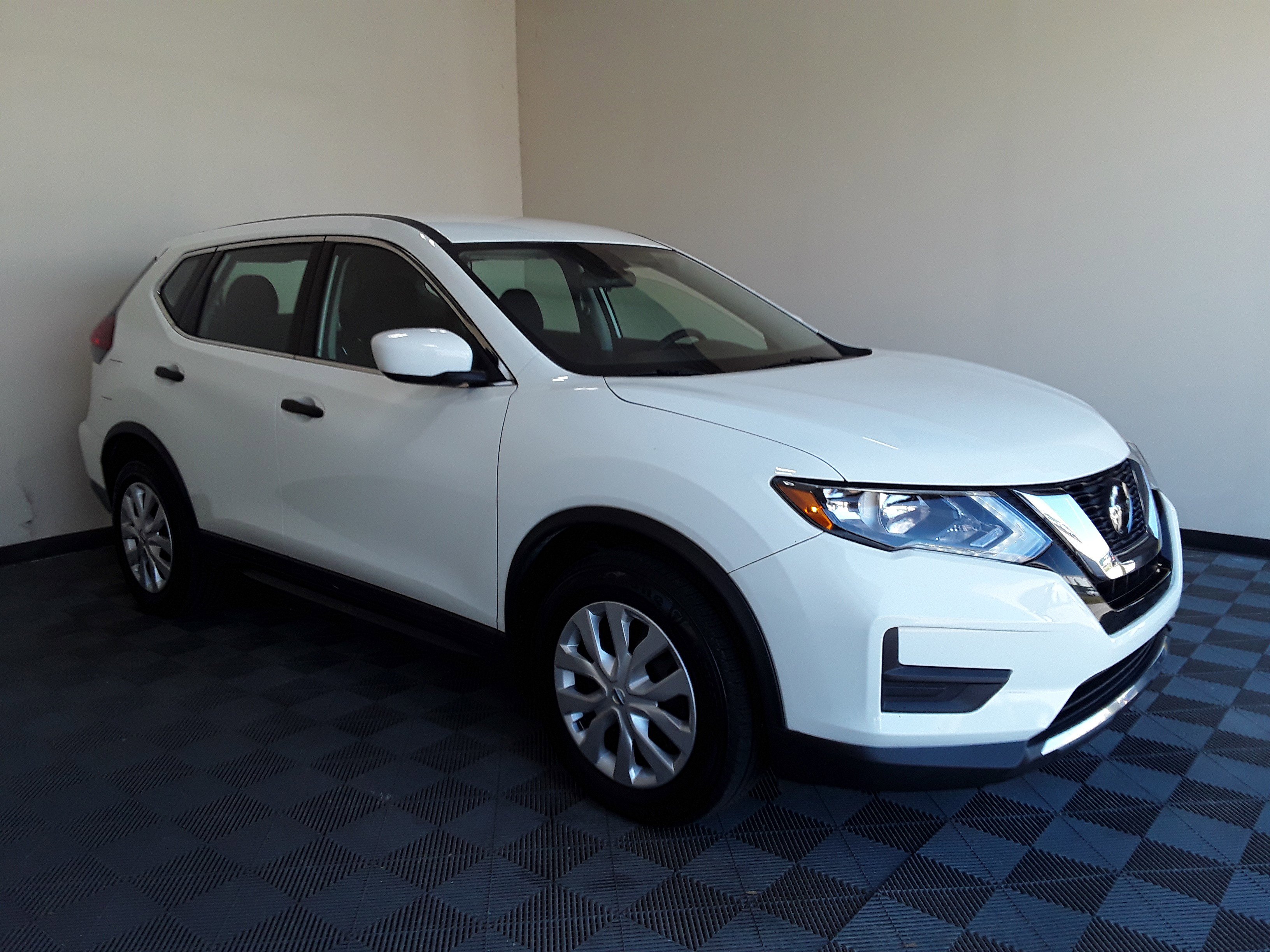 2020 Nissan Rogue S FWD