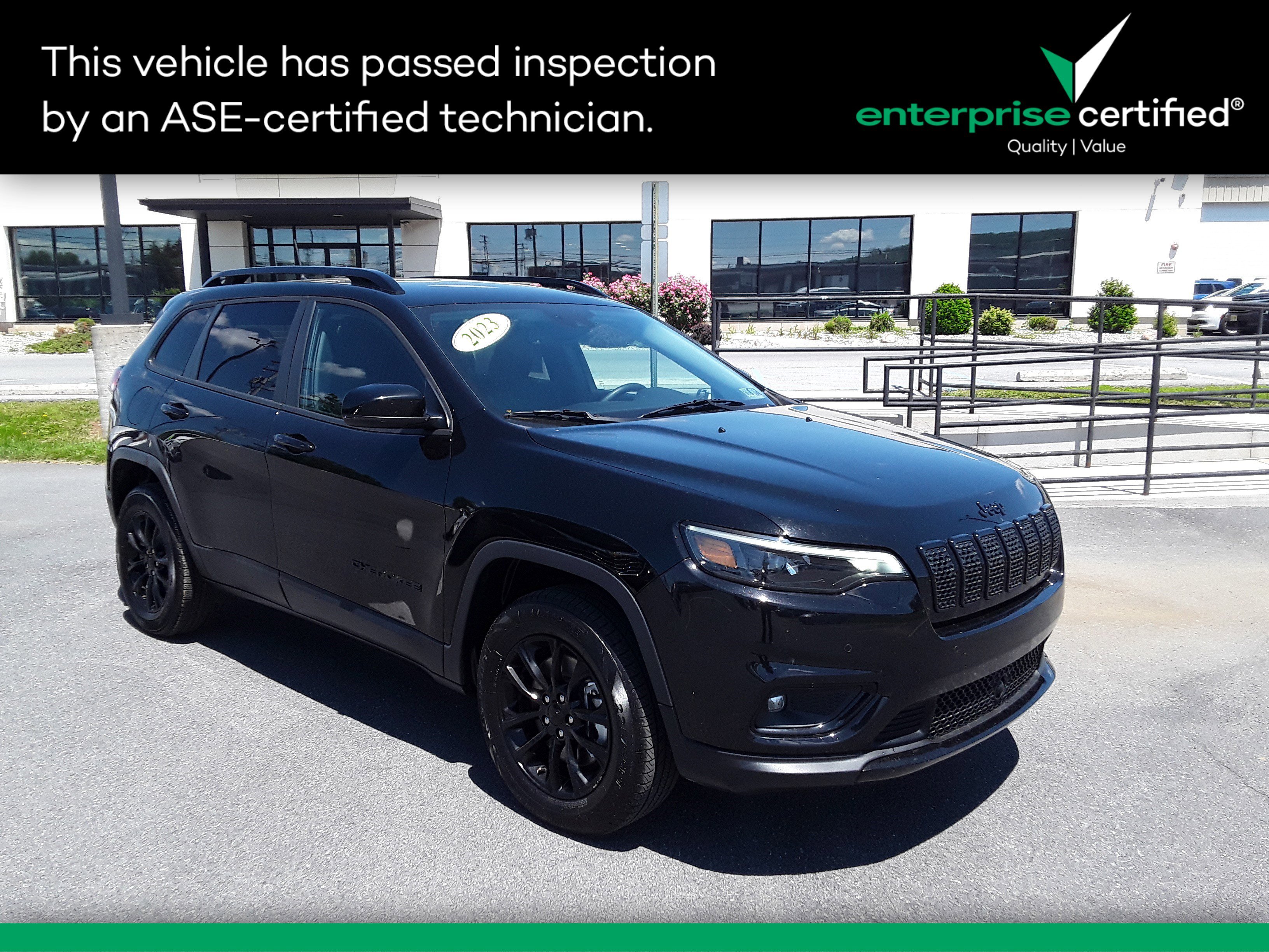2023 Jeep Cherokee Altitude Lux 4x4