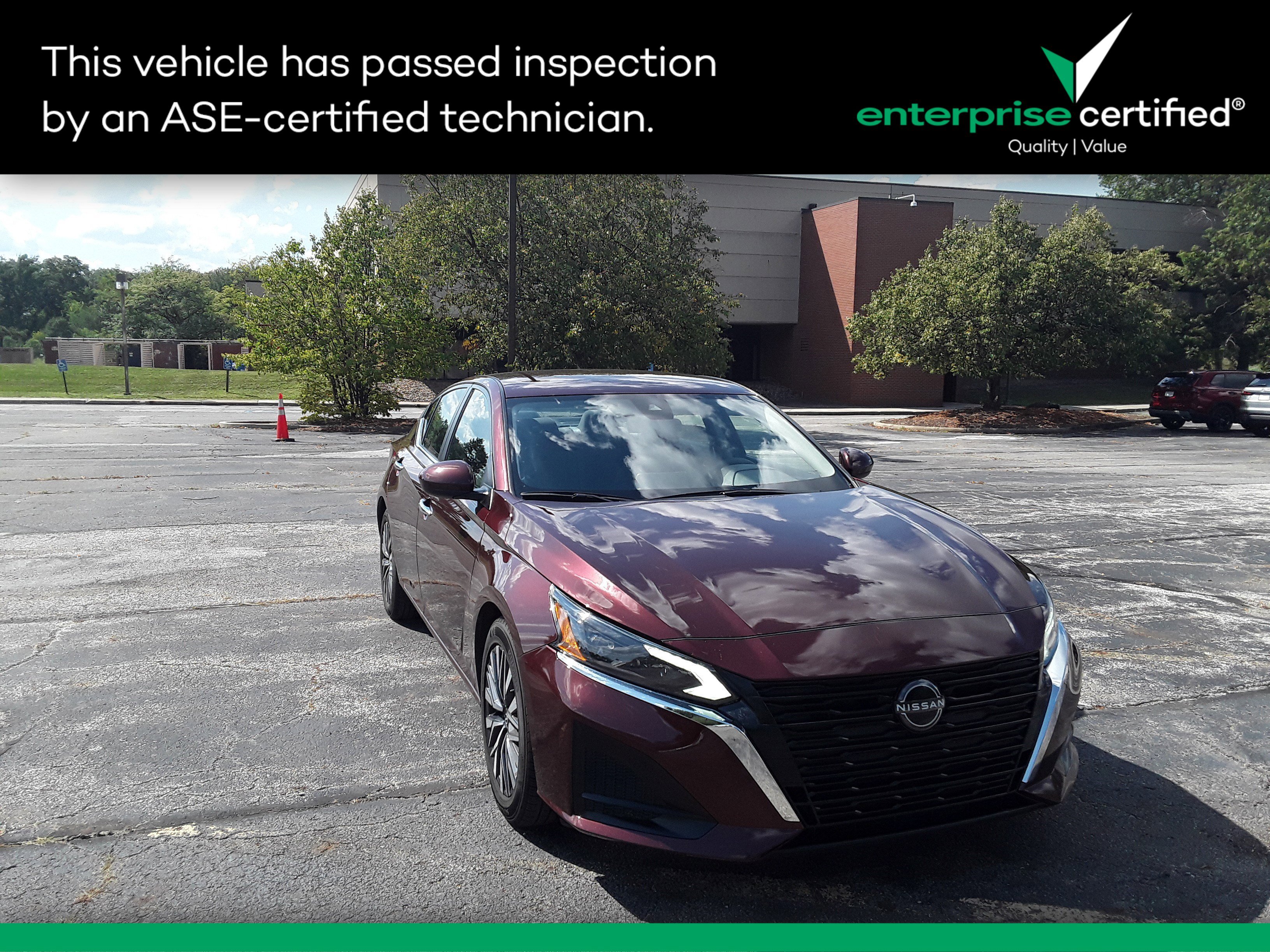 Used 2023 Nissan Altima 2.5 SV Sedan