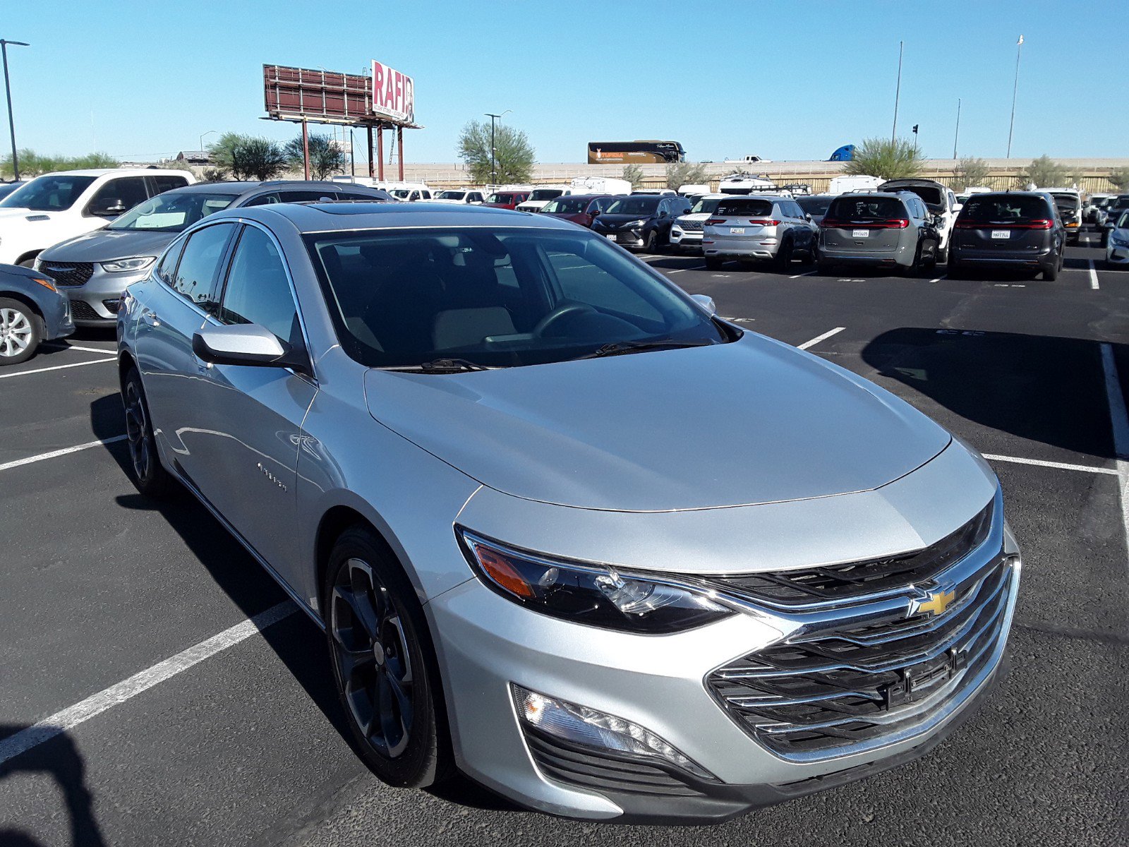 2022 Chevrolet Malibu 4dr Sdn LT