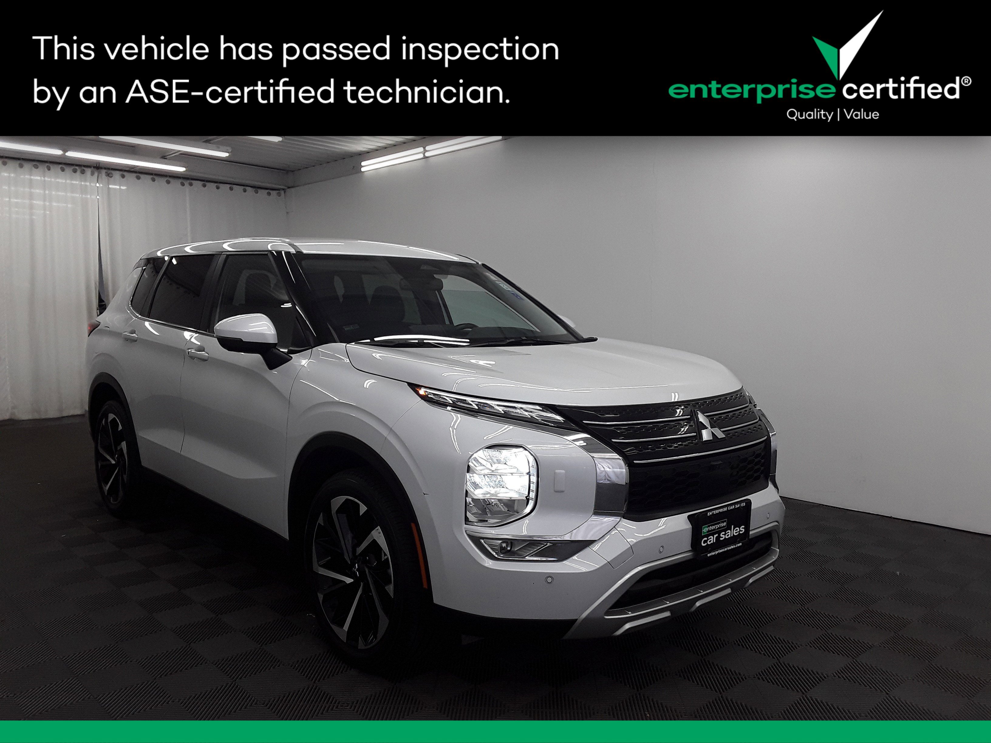 Used 2024 Mitsubishi Outlander SE S-AWC