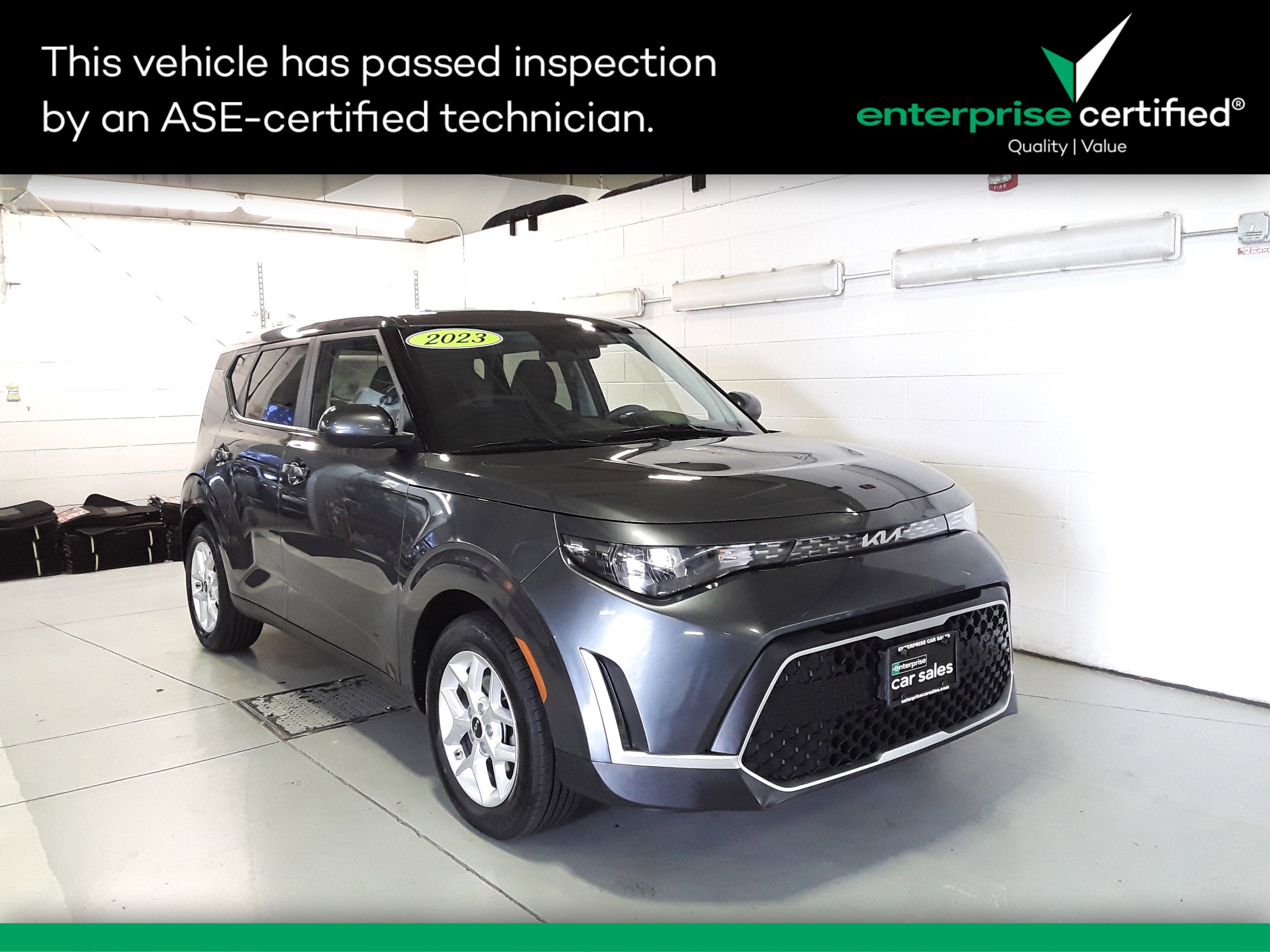 Used 2023 Kia Soul LX IVT