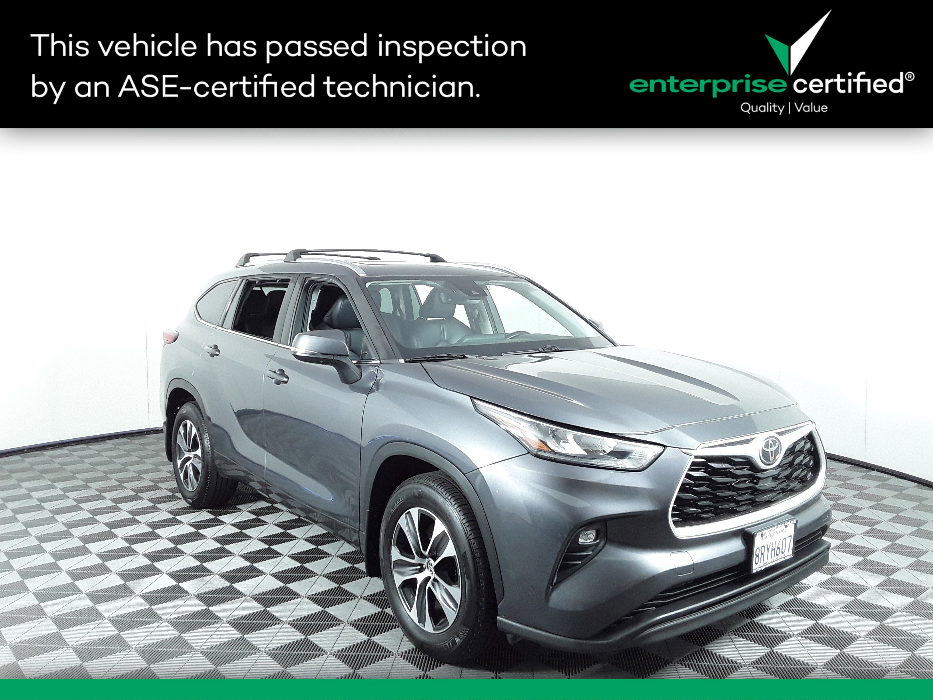 Used 2020 Toyota Highlander XLE FWD