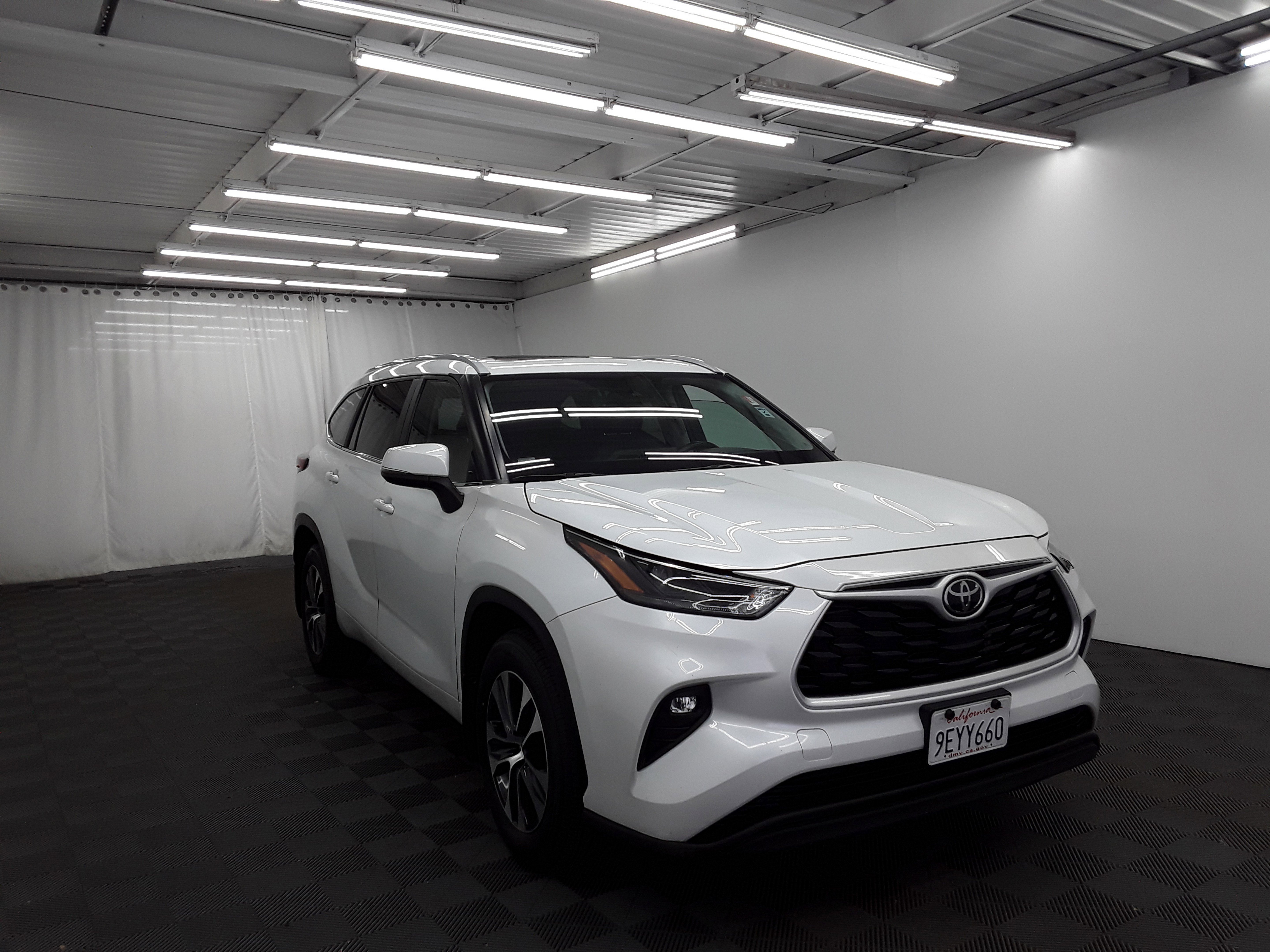 2023 Toyota Highlander XLE AWD