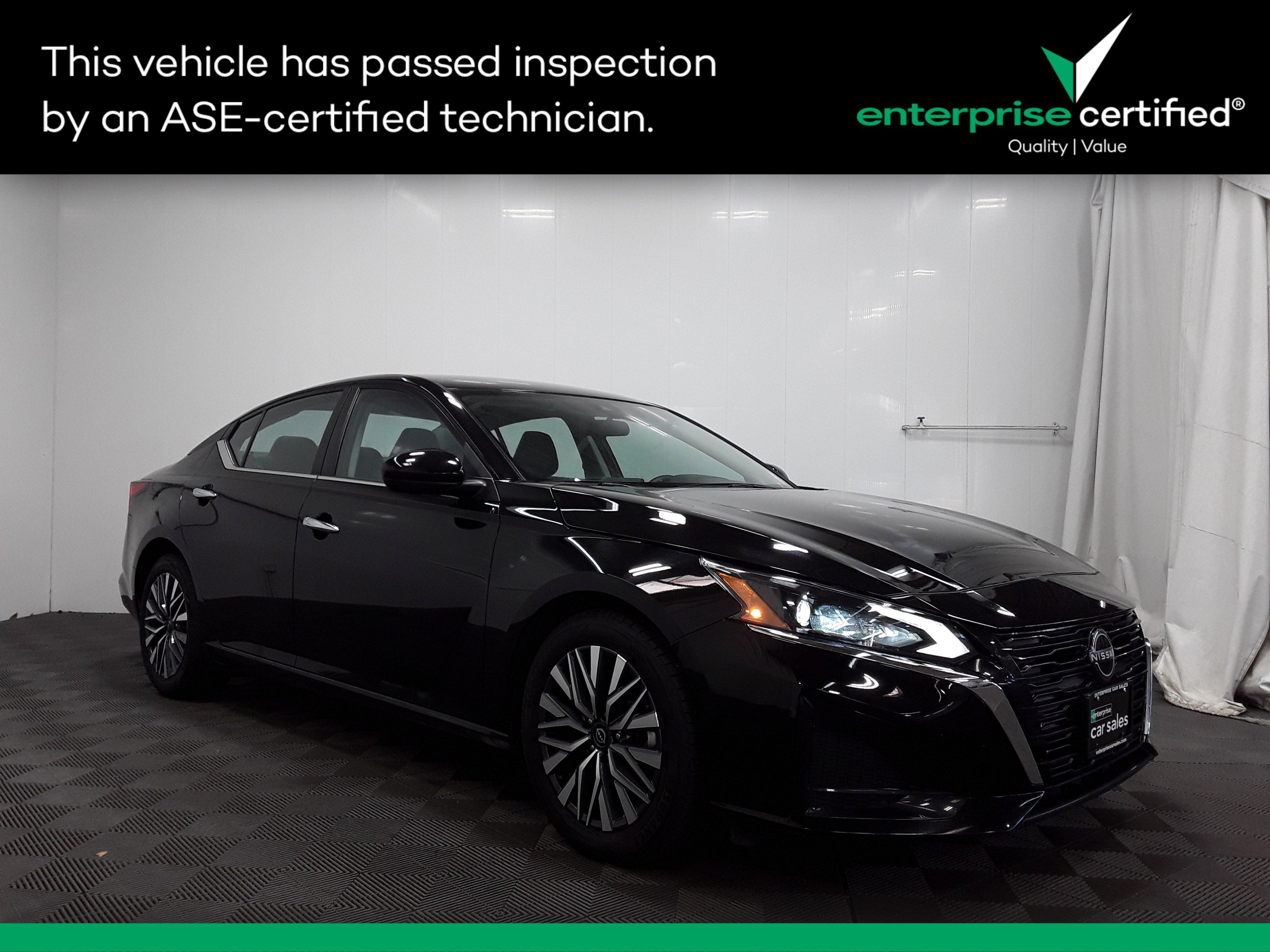 Used 2023 Nissan Altima 2.5 SV Sedan