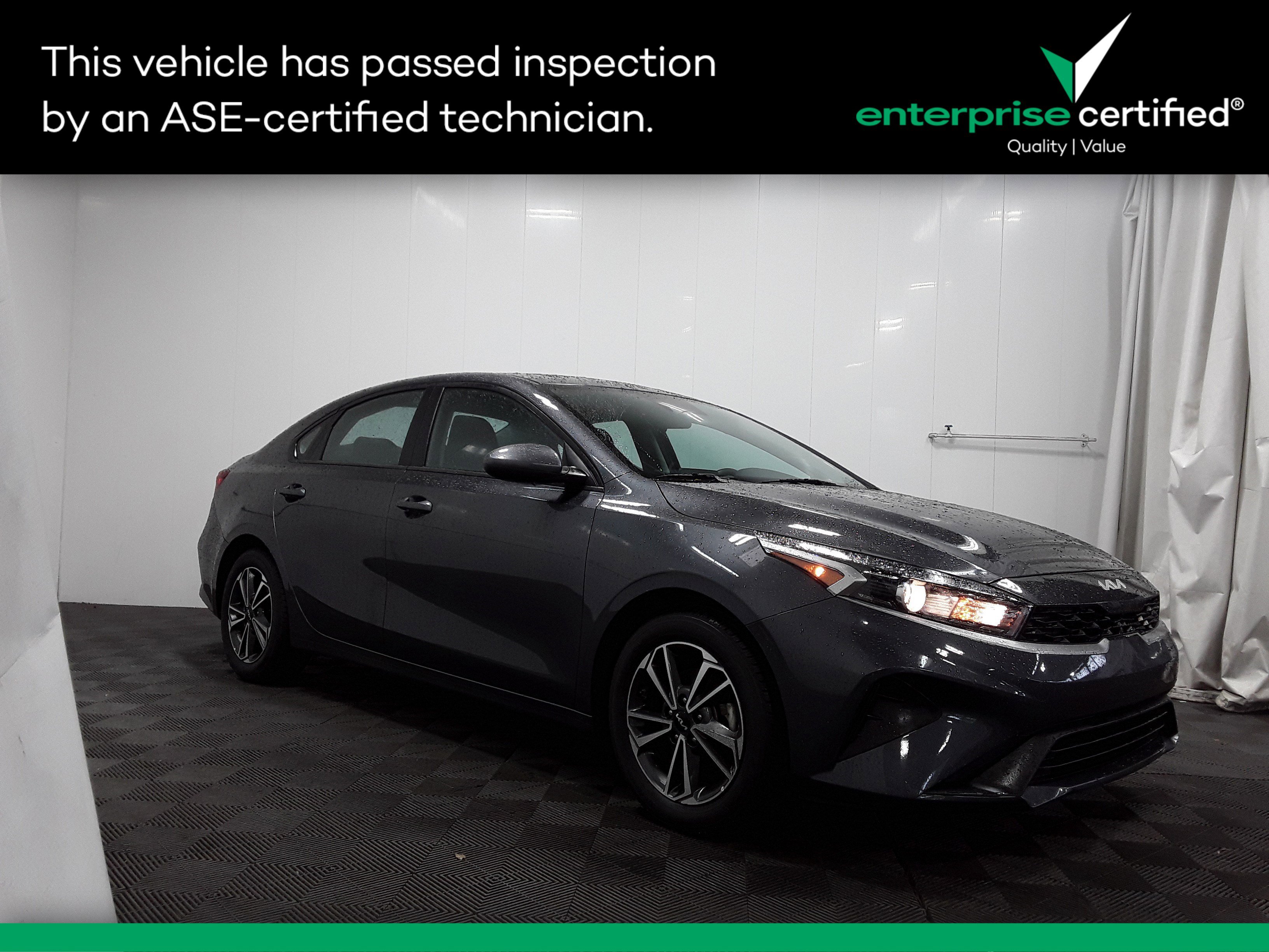 2023 Kia Forte LXS IVT