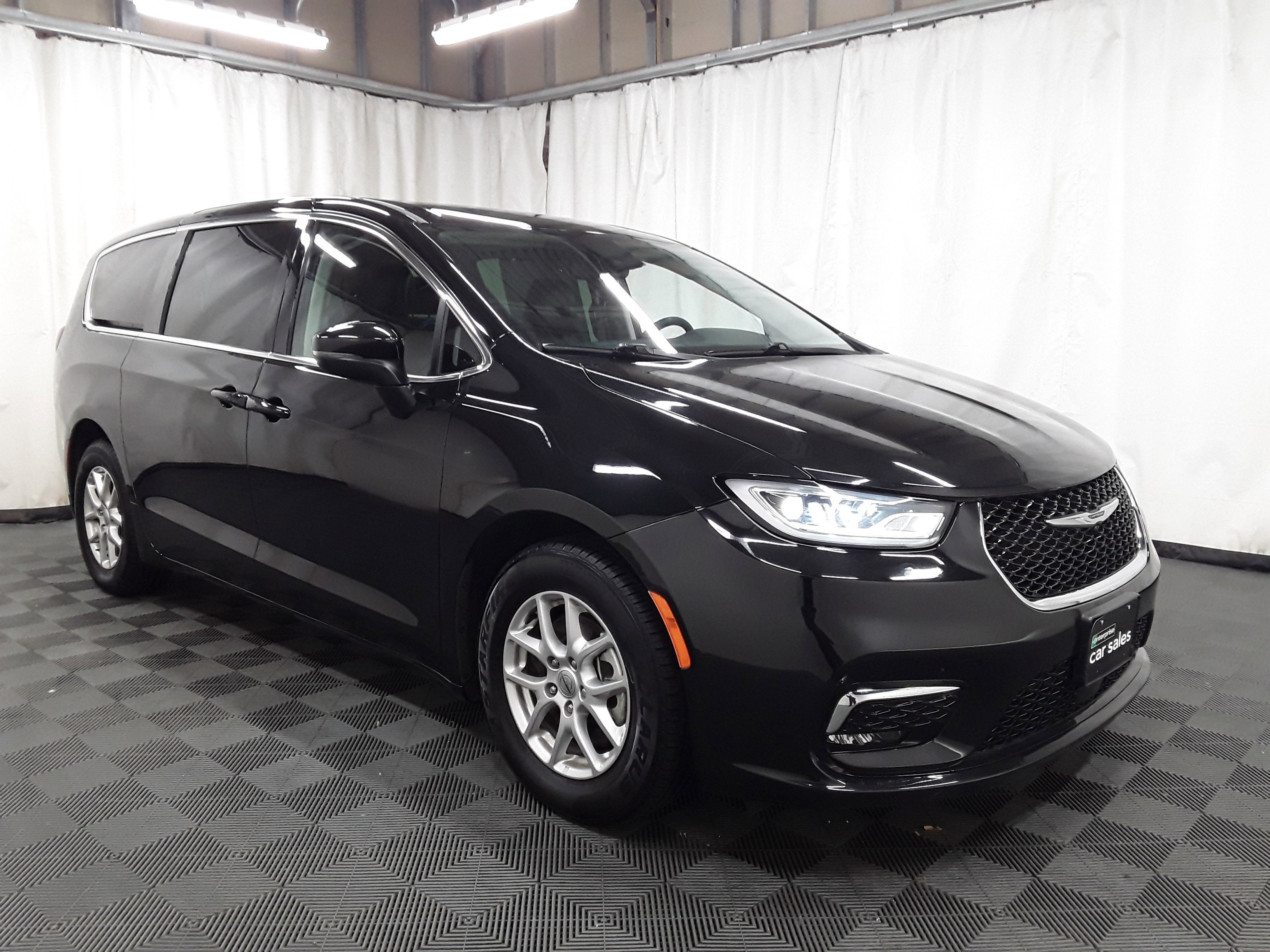 2023 Chrysler Pacifica Touring L FWD