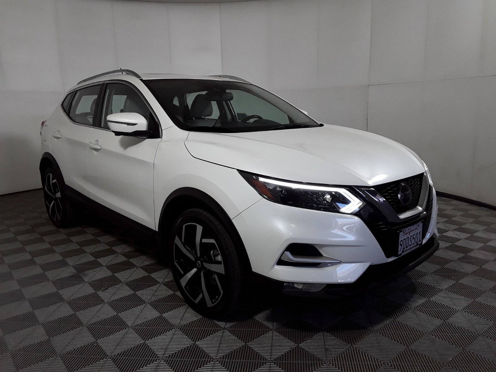 2022 Nissan Rogue Sport FWD SL