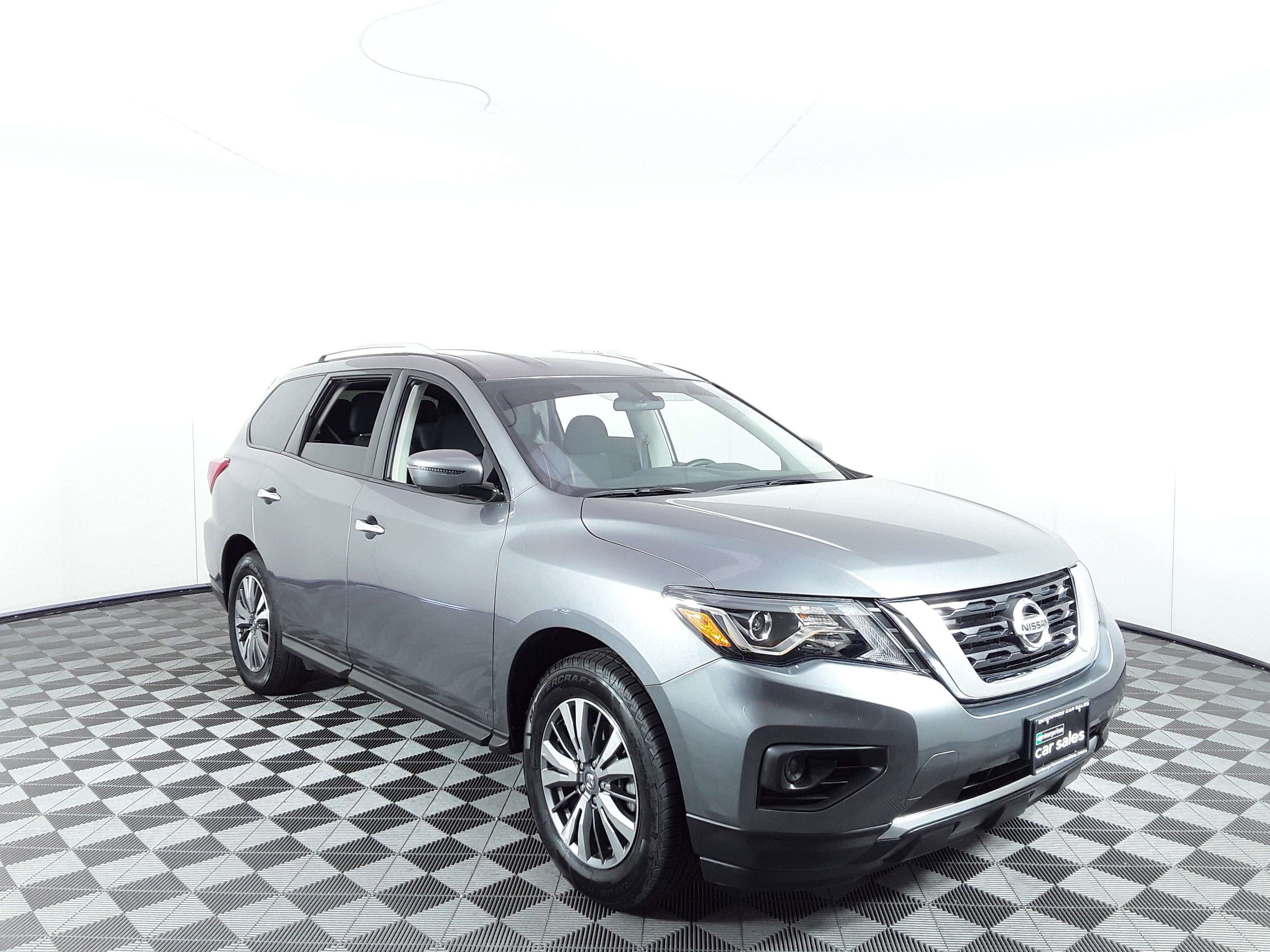 2020 Nissan Pathfinder FWD S