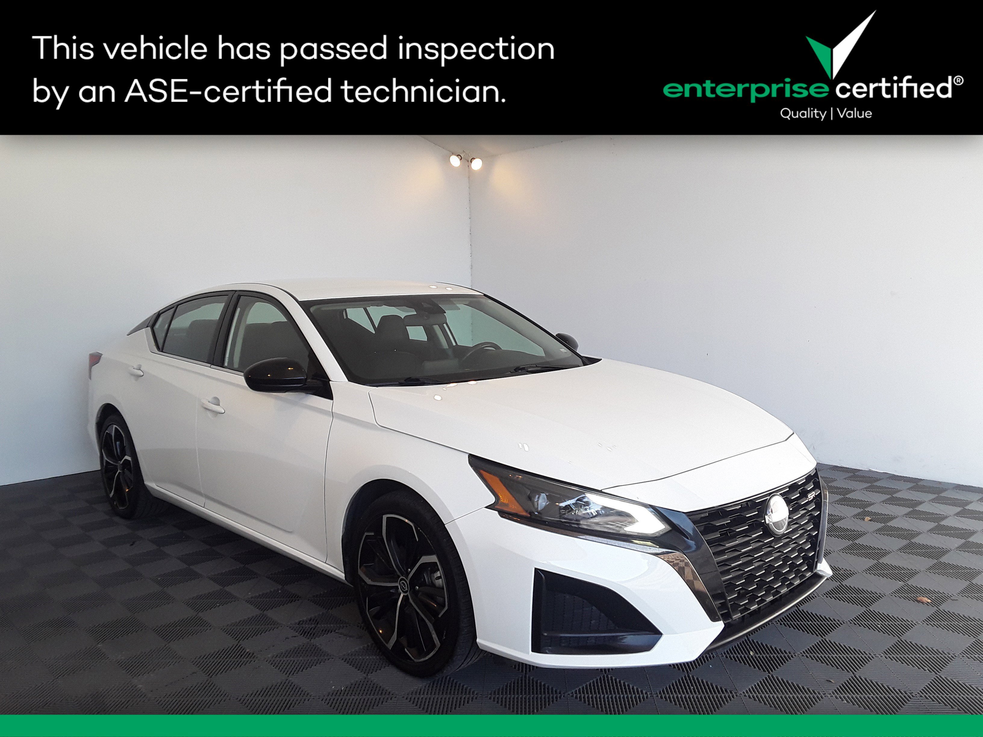 Used 2023 Nissan Altima 2.5 SR Sedan