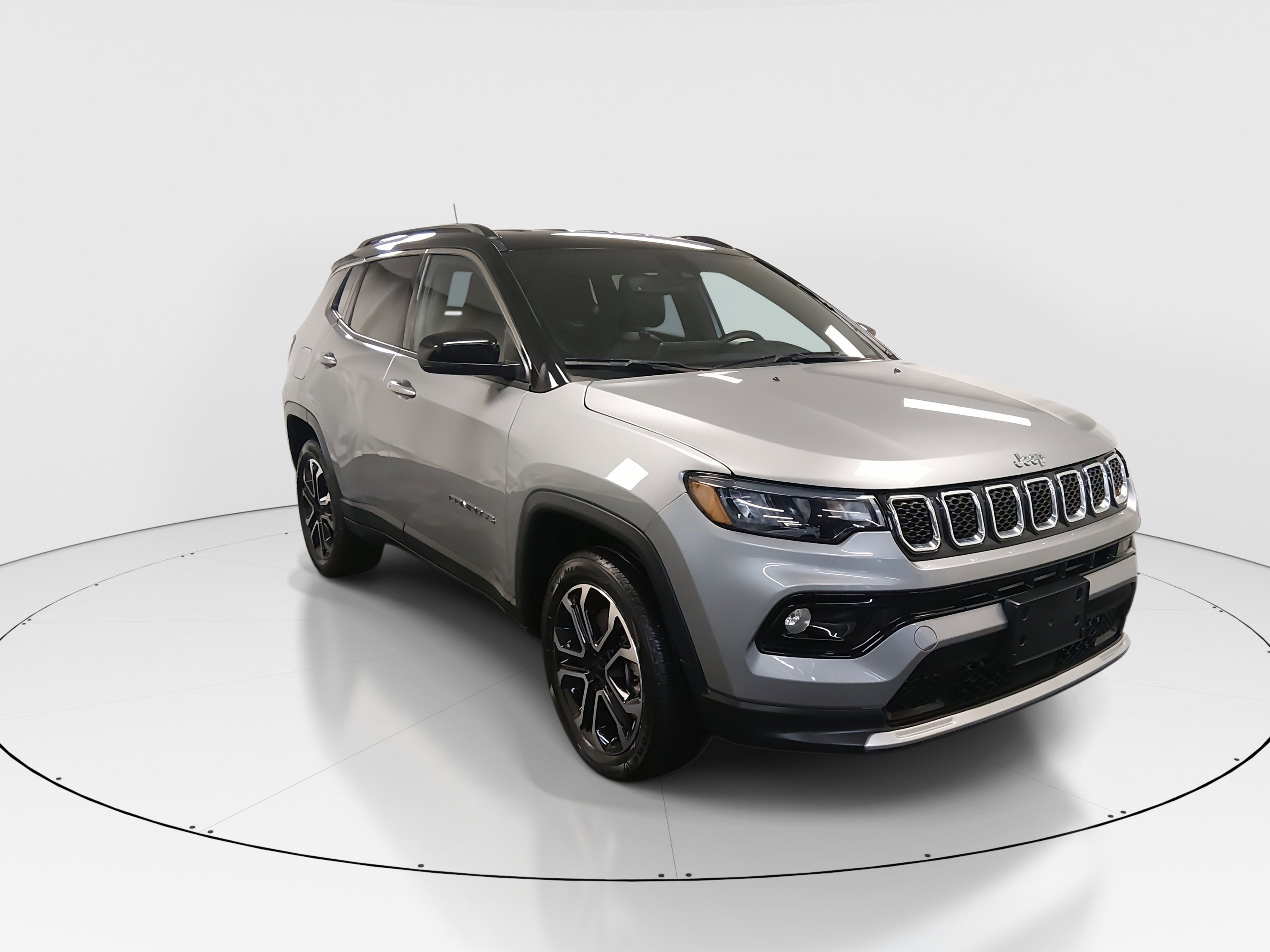 2023 Jeep Compass Limited's photo