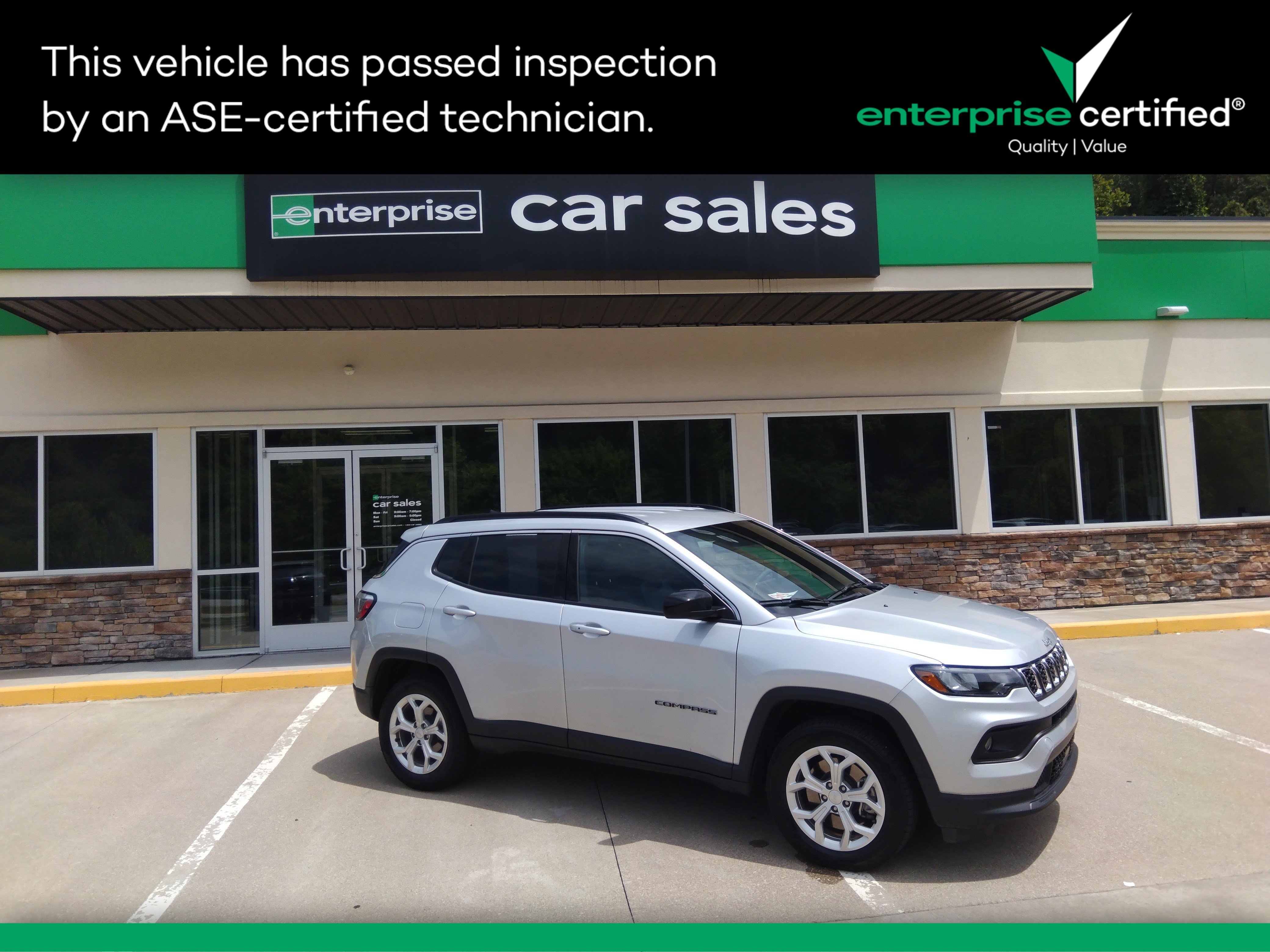 Used 2024 Jeep Compass Latitude 4x4