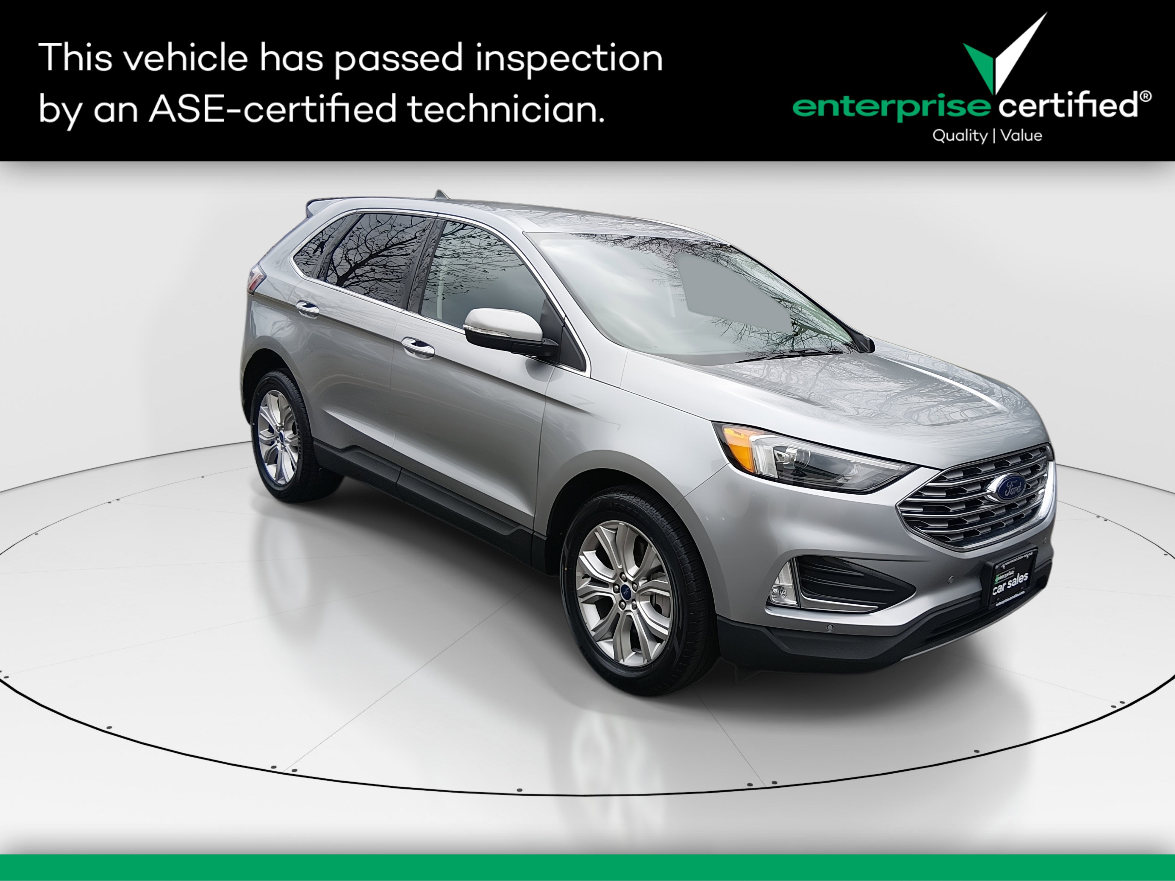 2022 Ford Edge Titanium's photo