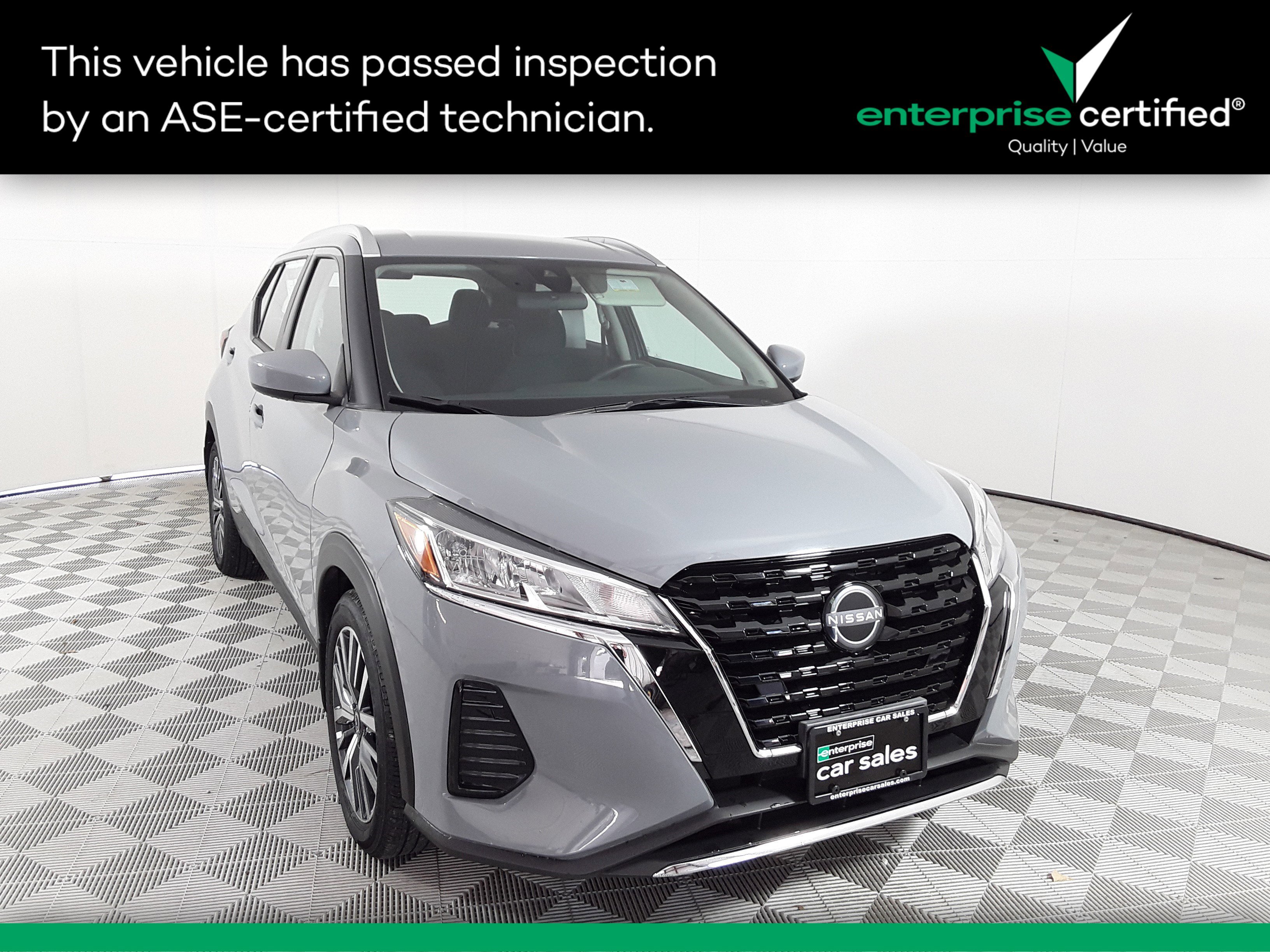 Used 2023 Nissan Kicks SV FWD
