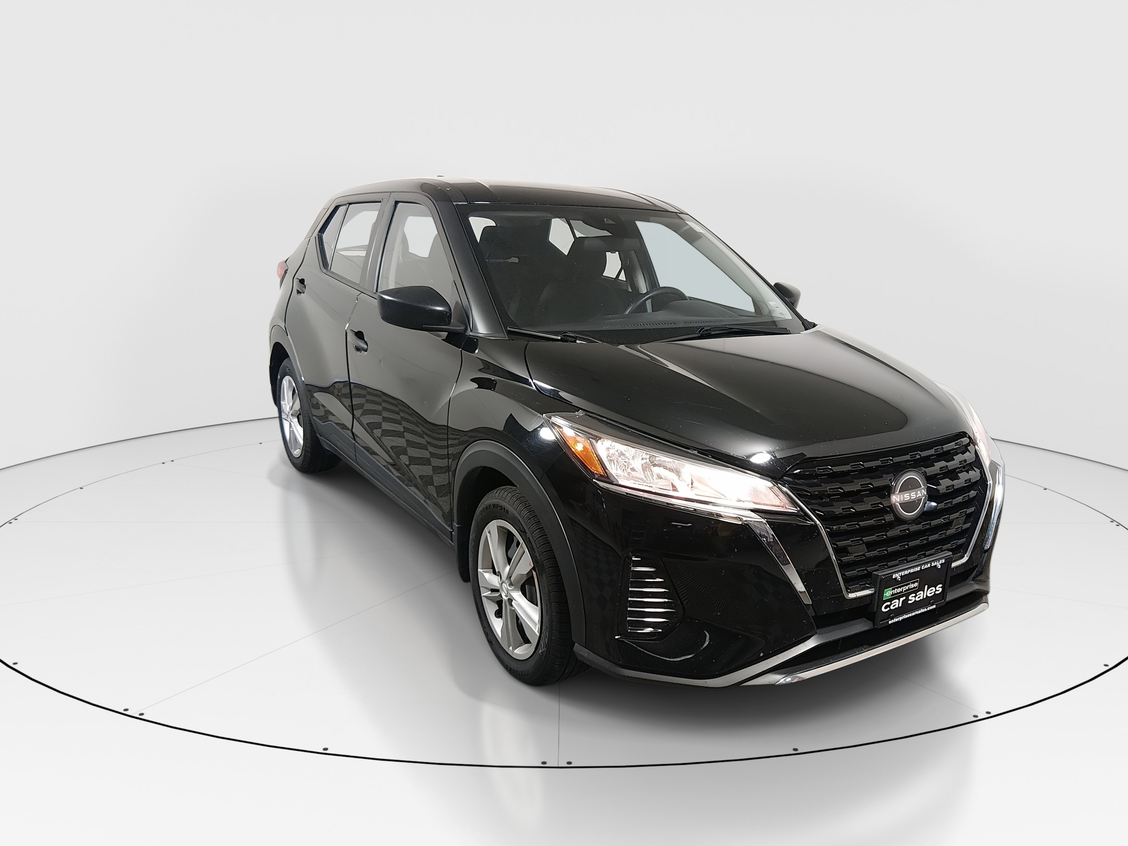 Used 2023 Nissan Kicks S FWD