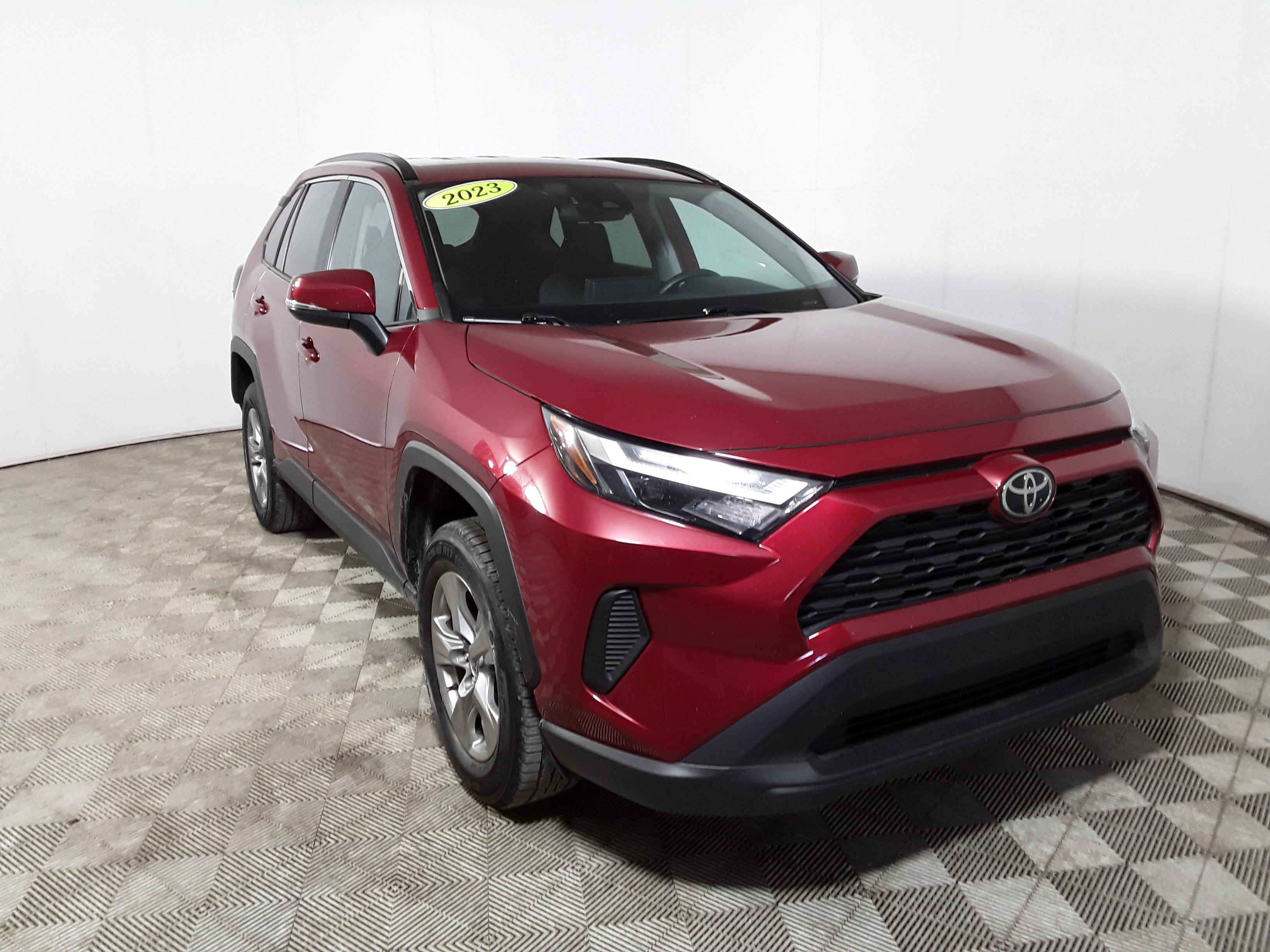 2023 Toyota RAV4 XLE FWD