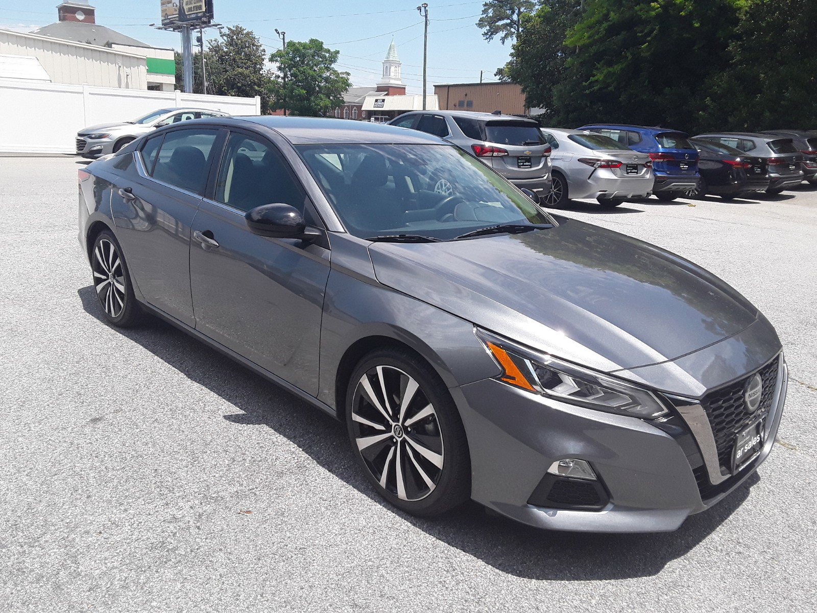 2022 Nissan Altima 2.5 SR Sedan