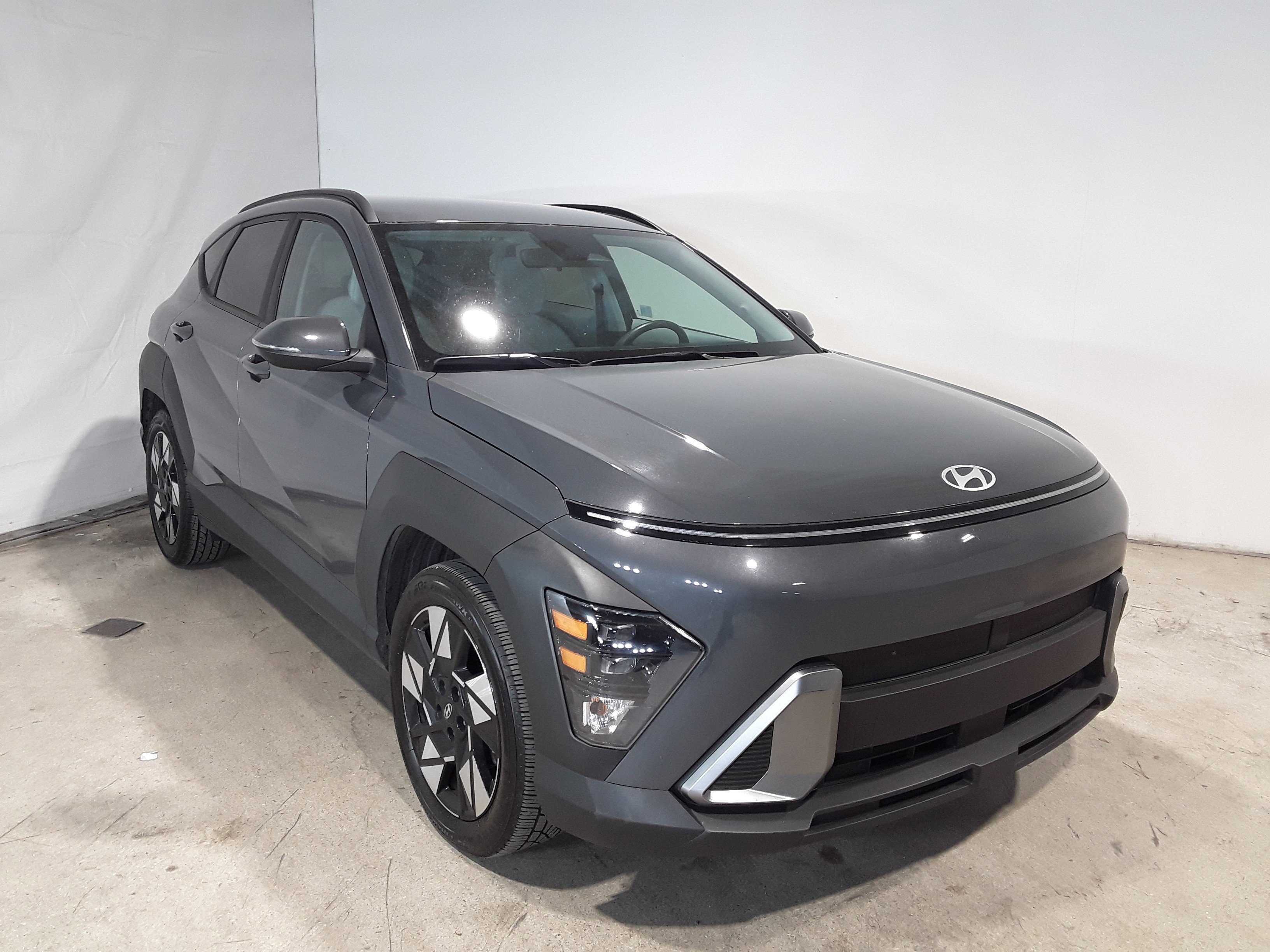 Used 2024 Hyundai Kona SEL FWD