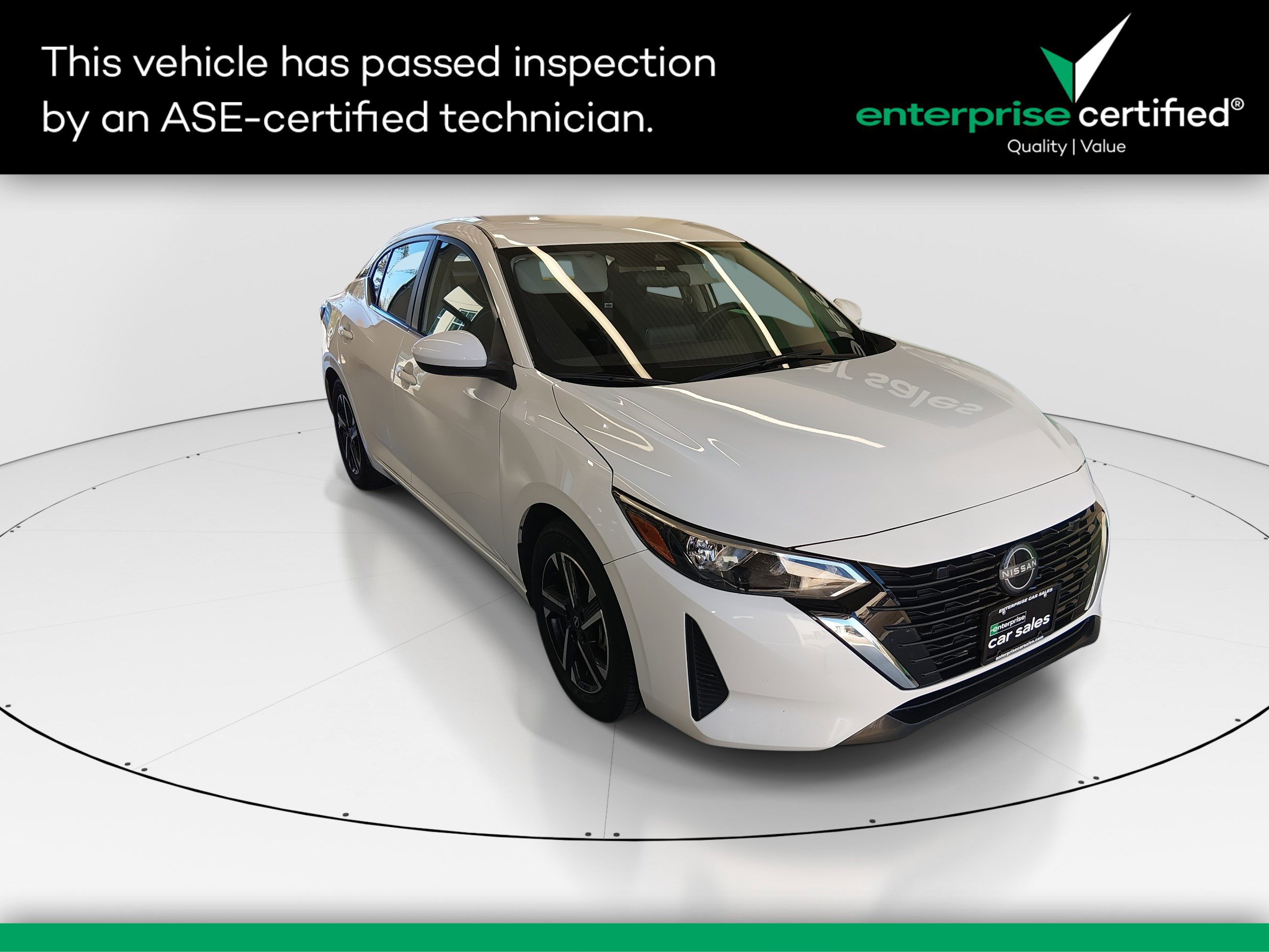 2024 Nissan Sentra SV's photo