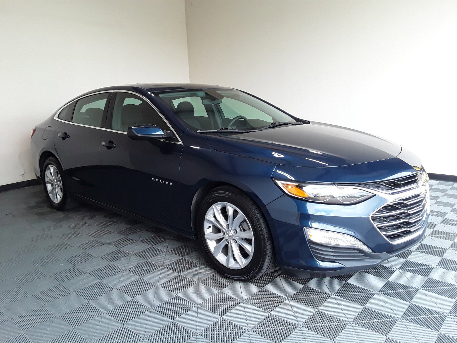 2022 Chevrolet Malibu LT 4dr Sdn