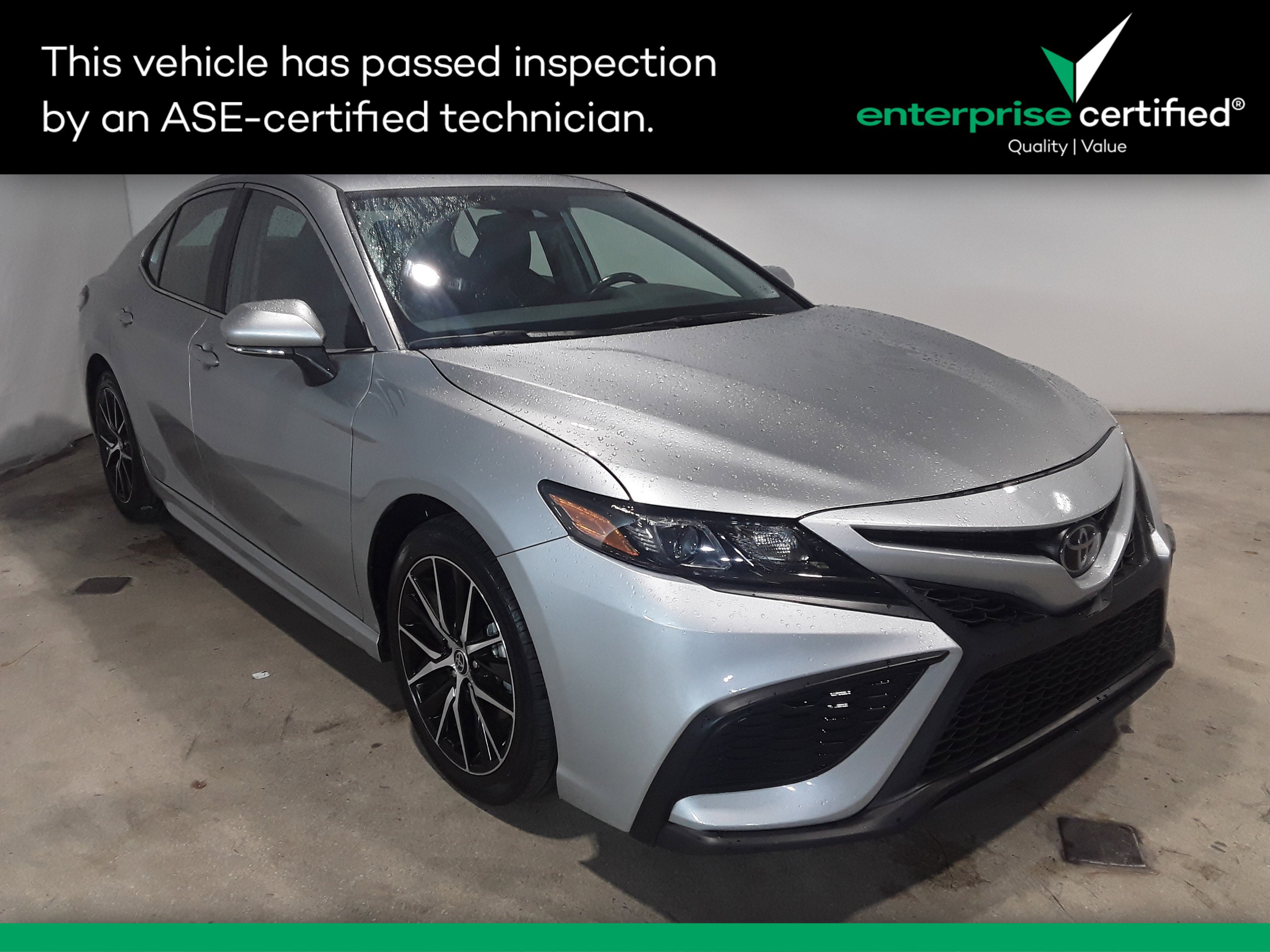 Used 2023 Toyota Camry SE Auto