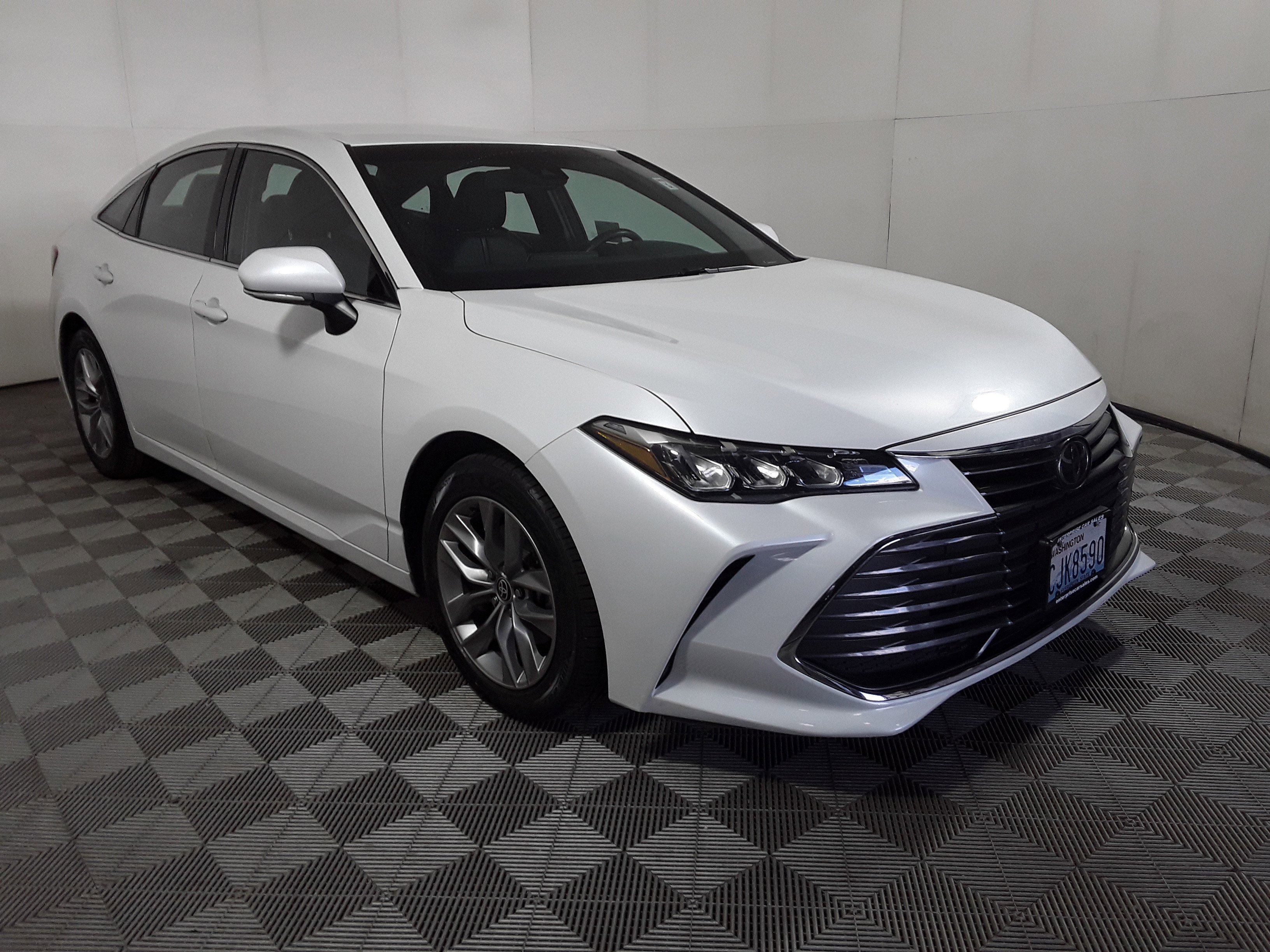 2022 Toyota Avalon XLE FWD