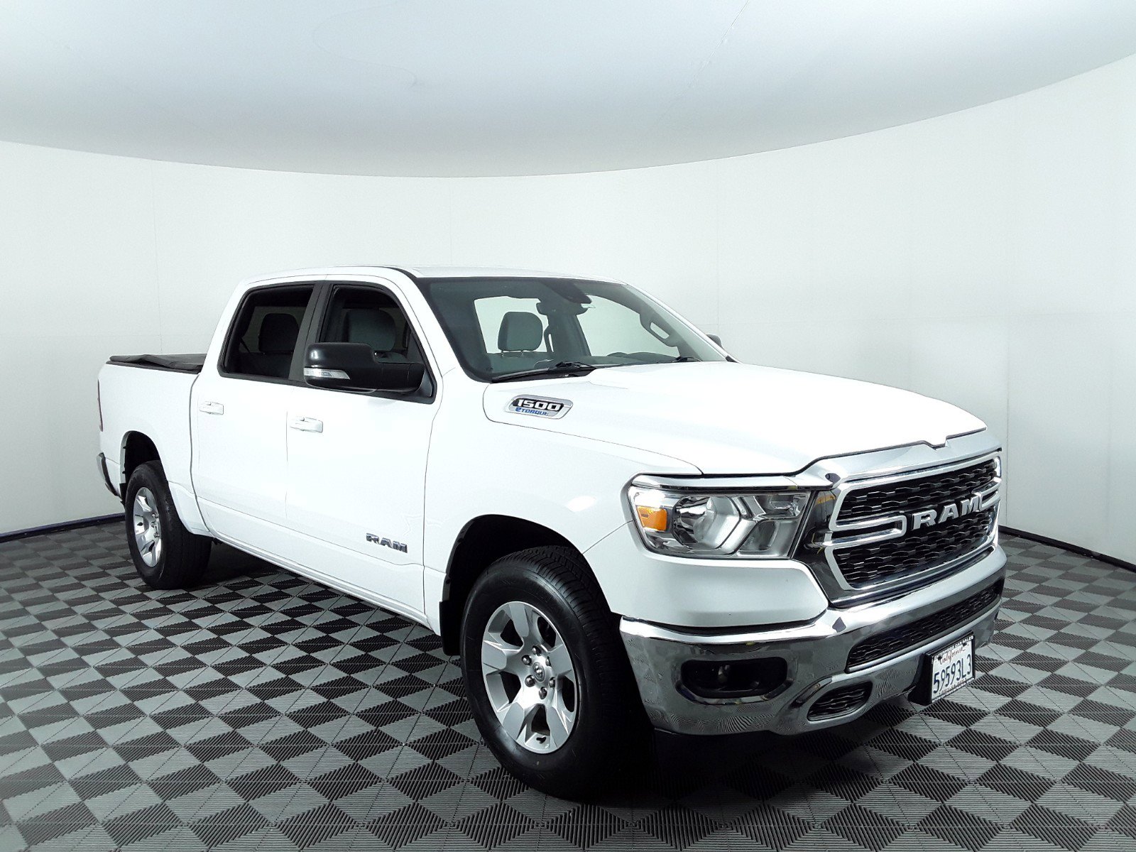 2022 Ram 1500 Big Horn 4x2 Crew Cab 5'7