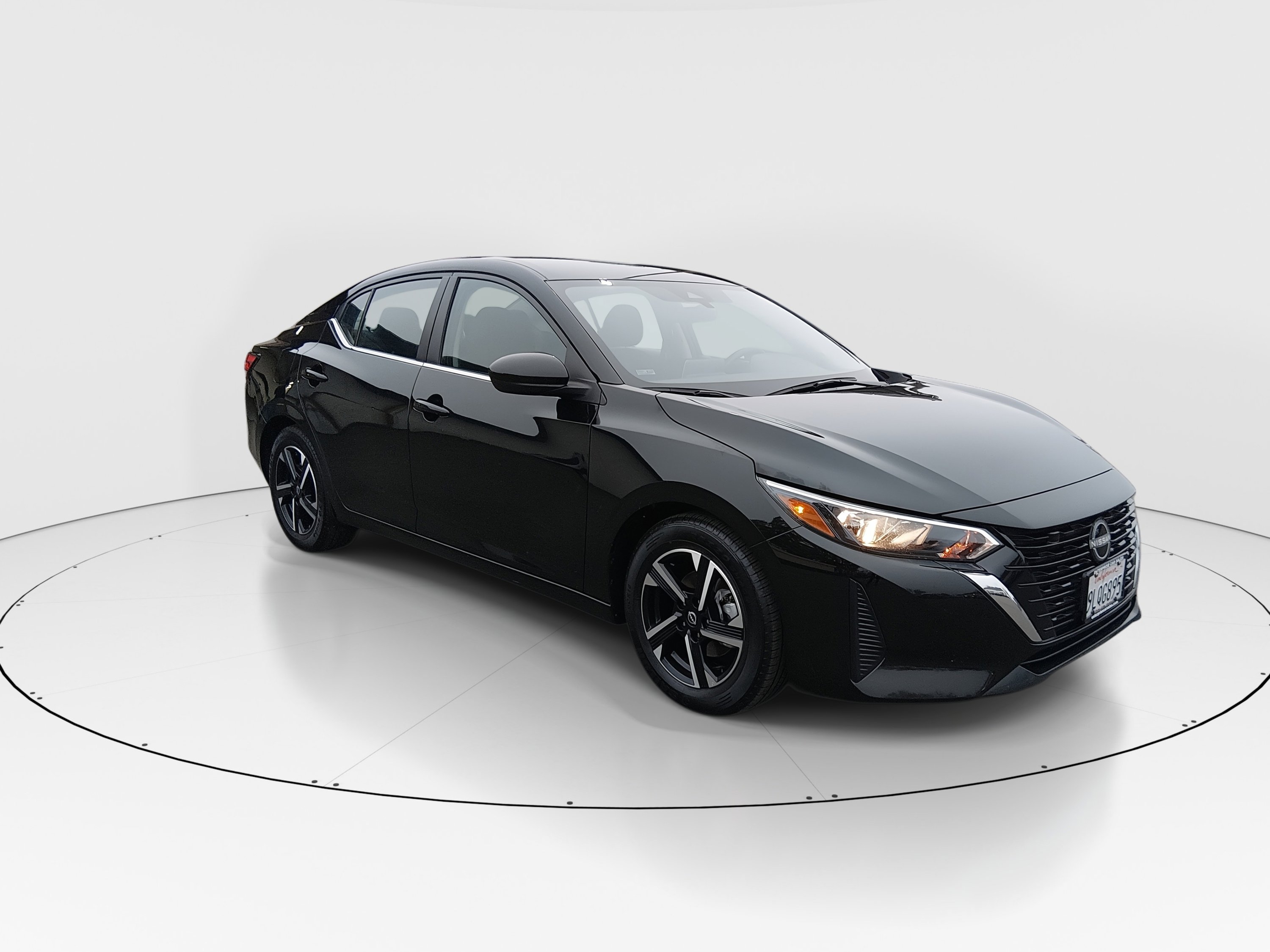 2024 Nissan Sentra SV's photo