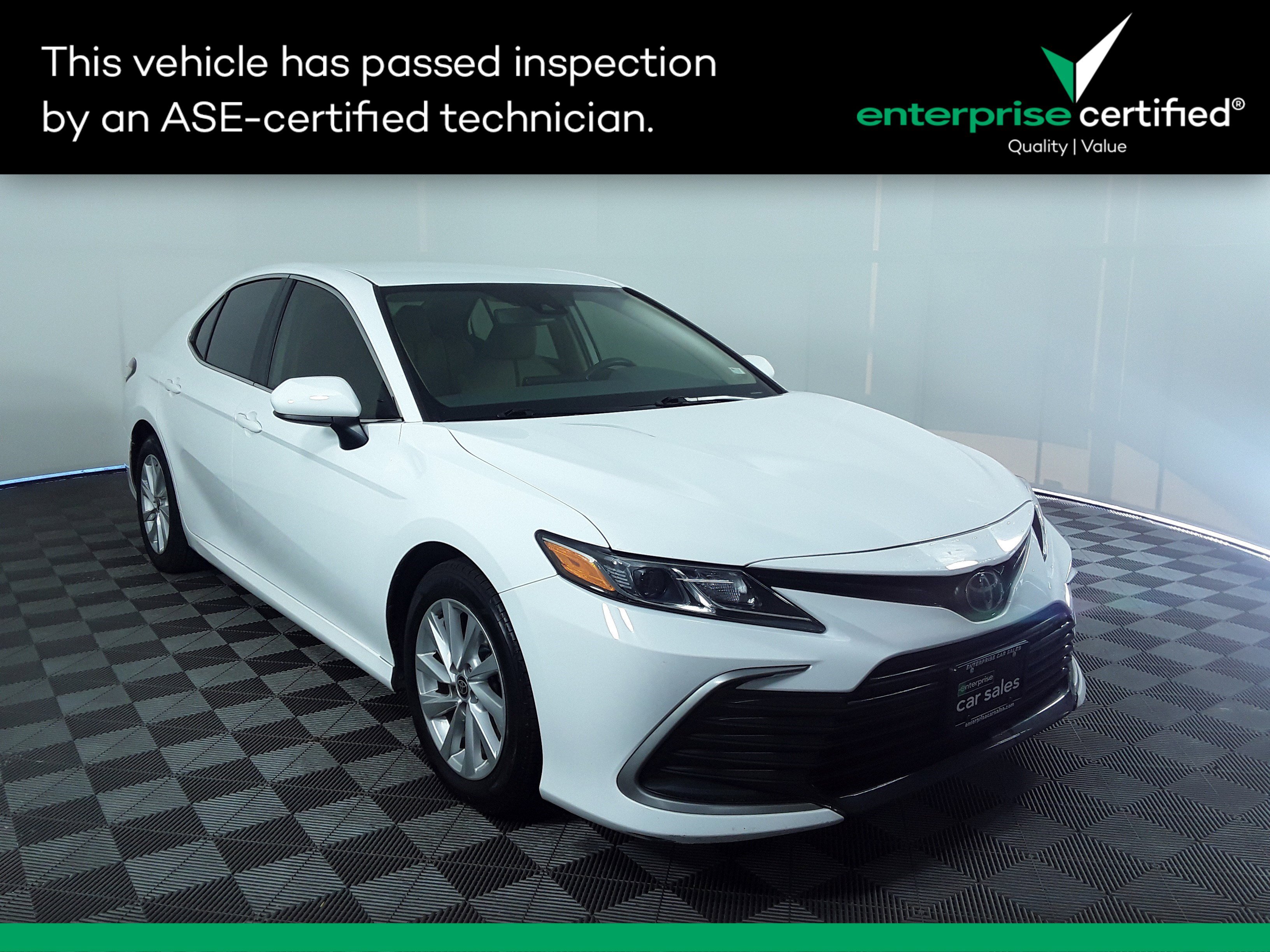 2023 Toyota Camry LE Auto