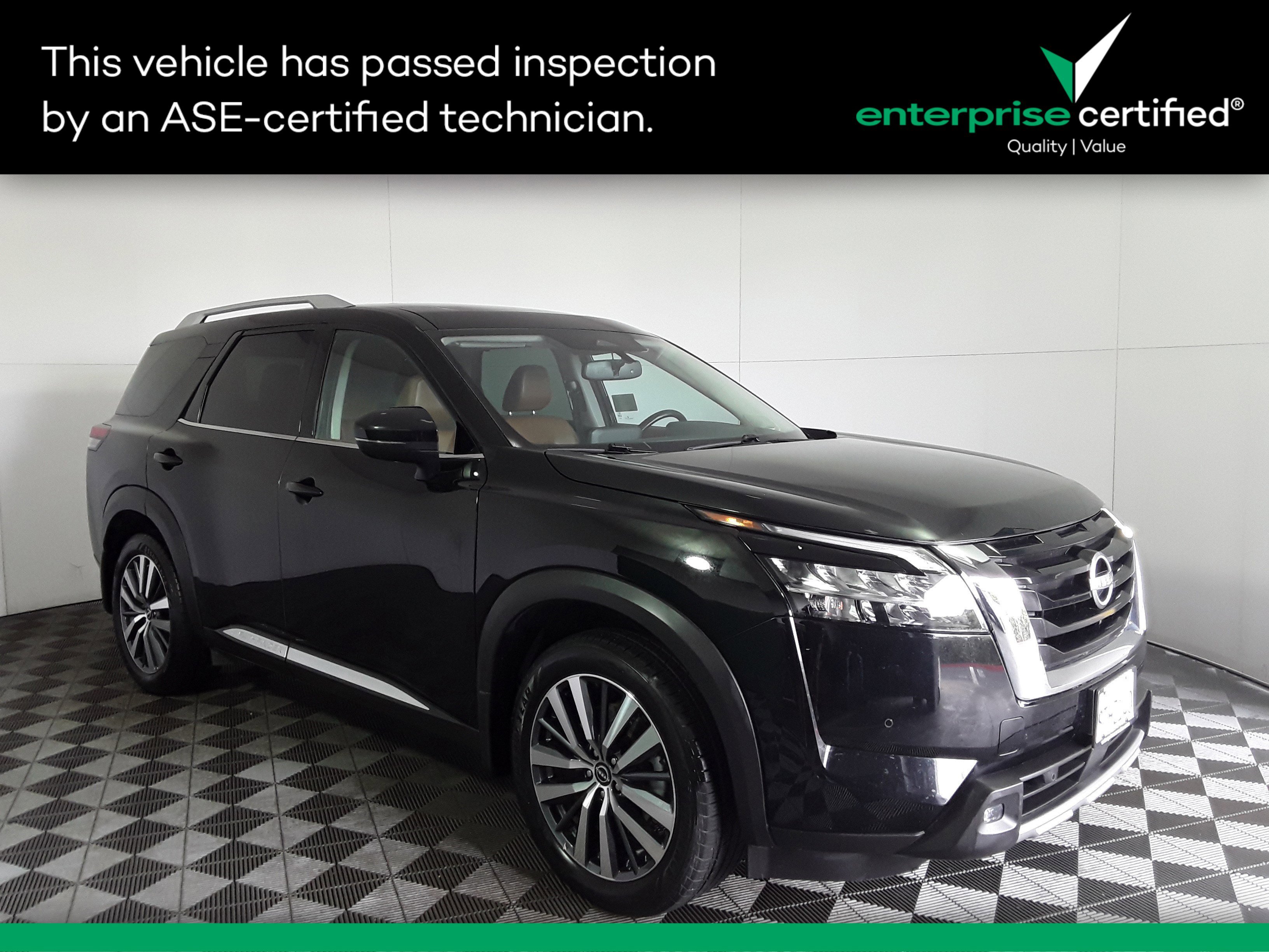2022 Nissan Pathfinder Platinum 2WD