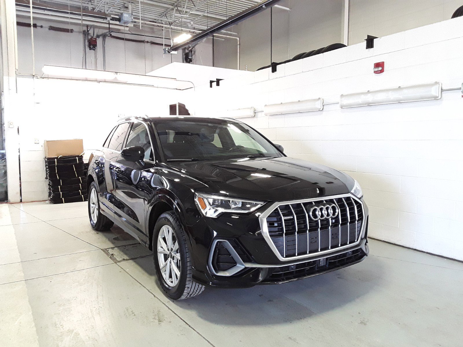 2023 Audi Q3 S line Premium 45 TFSI quattro