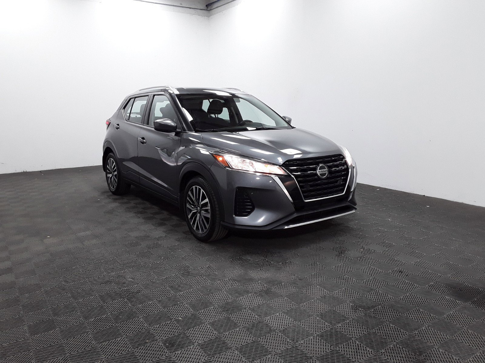 Used 2021 Nissan Kicks SV FWD