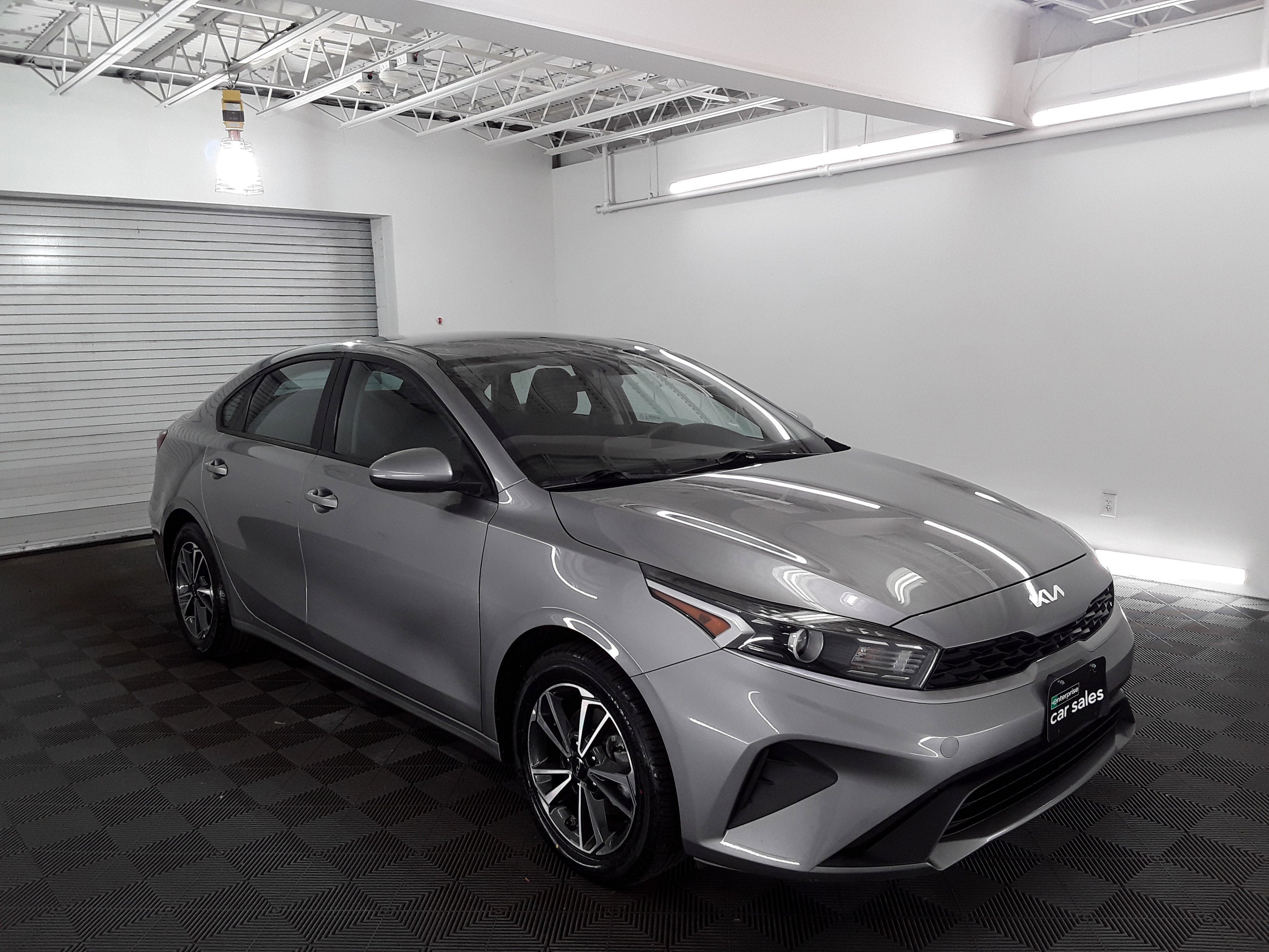 2023 Kia Forte LXS IVT