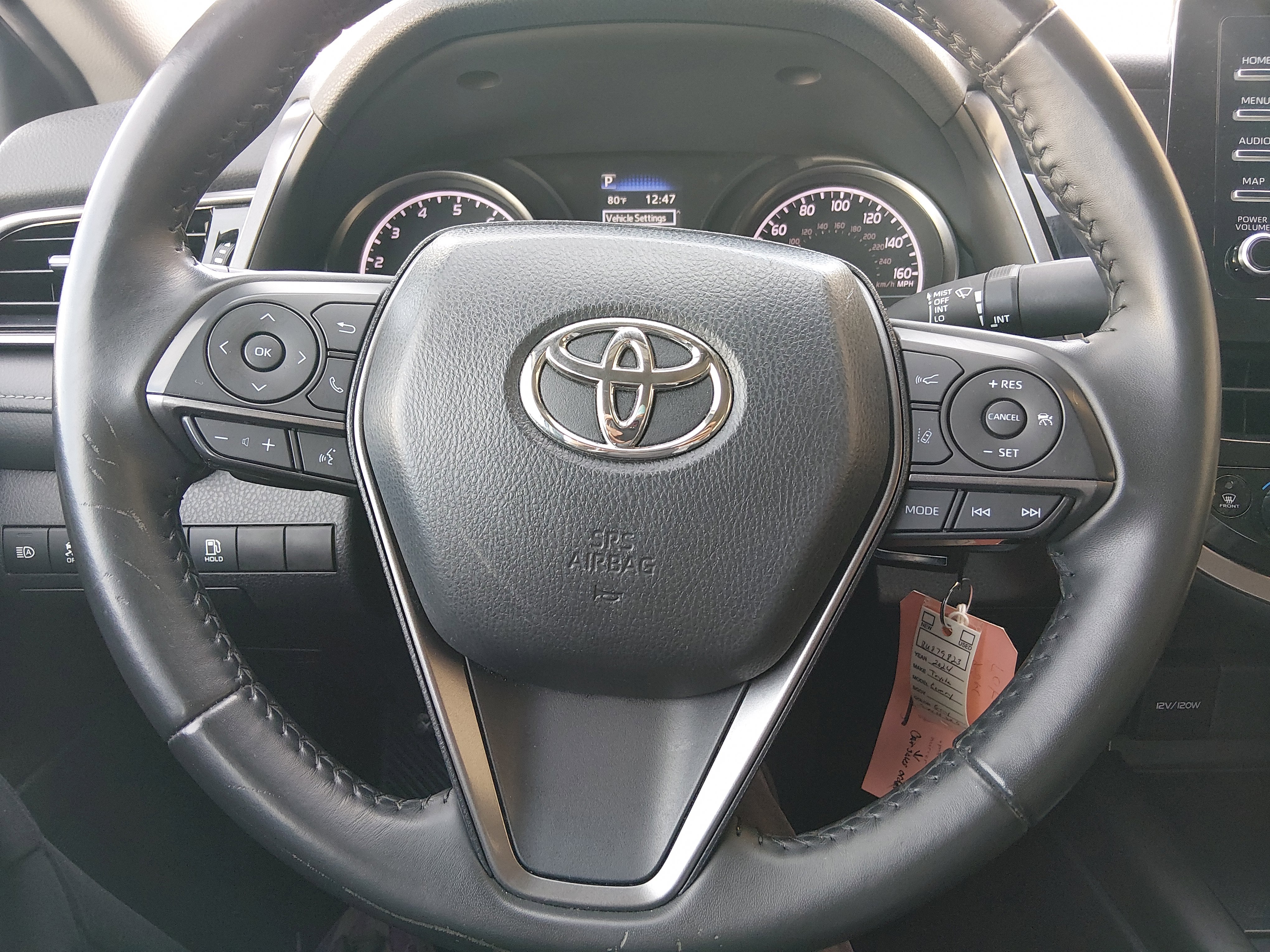 2024 Toyota Camry SE - Photo 12