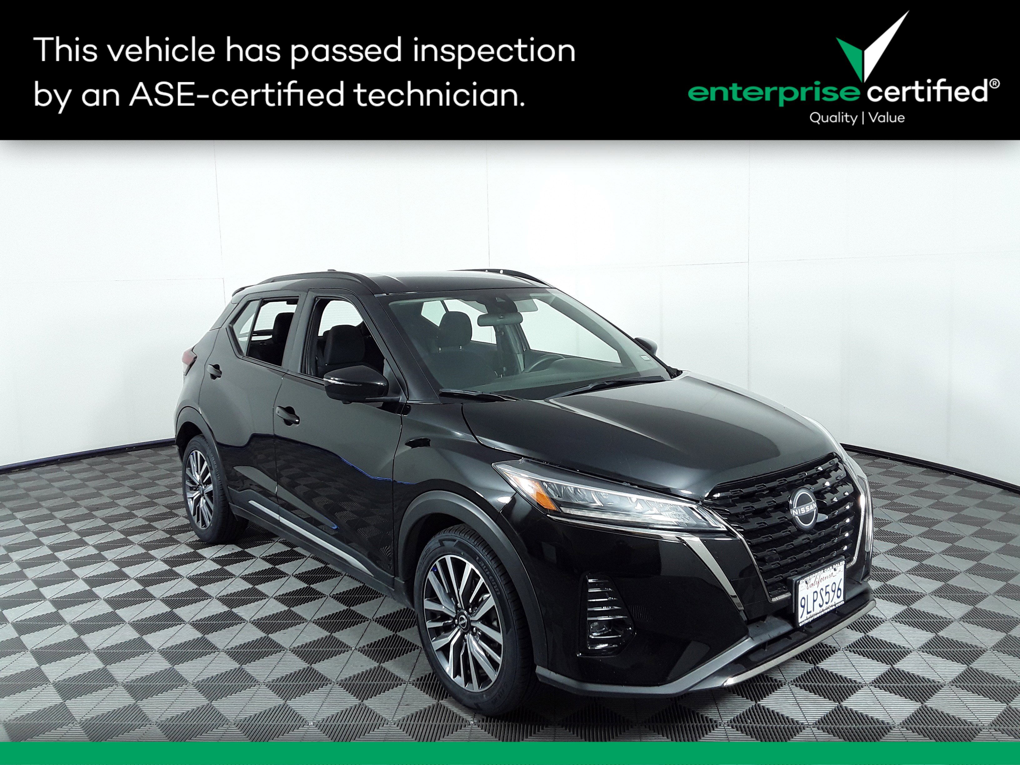 Used 2024 Nissan Kicks SR FWD