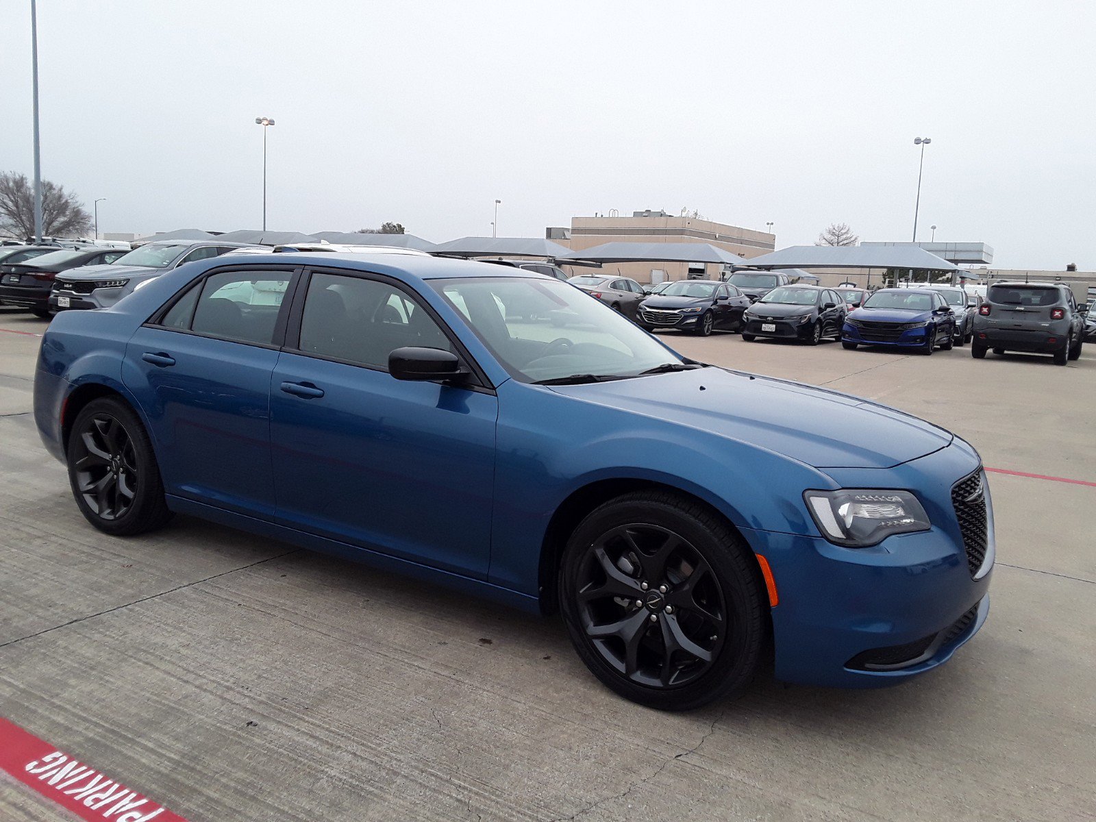 2022 Chrysler 300 Touring RWD