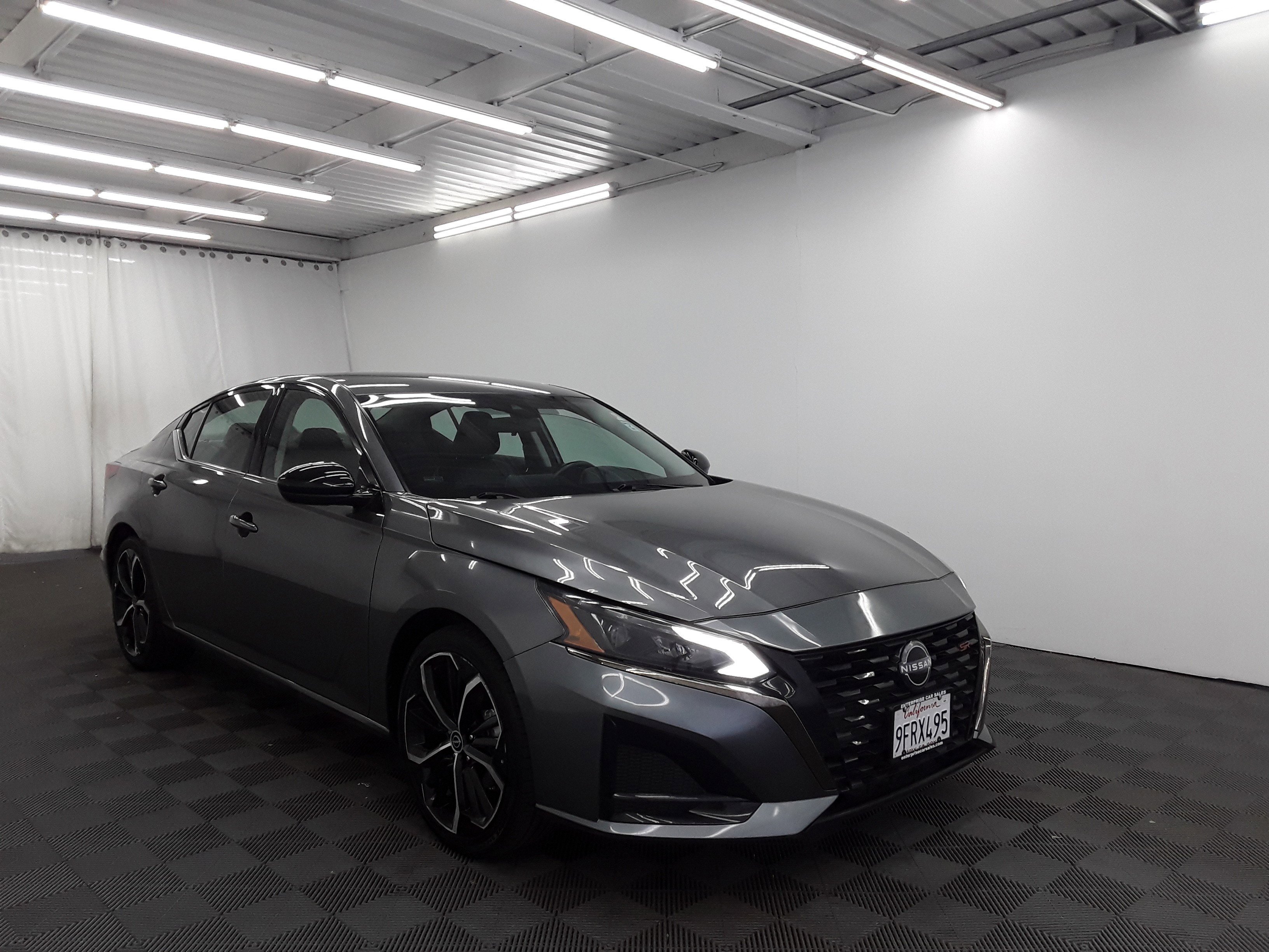 2023 Nissan Altima 2.5 SR Sedan