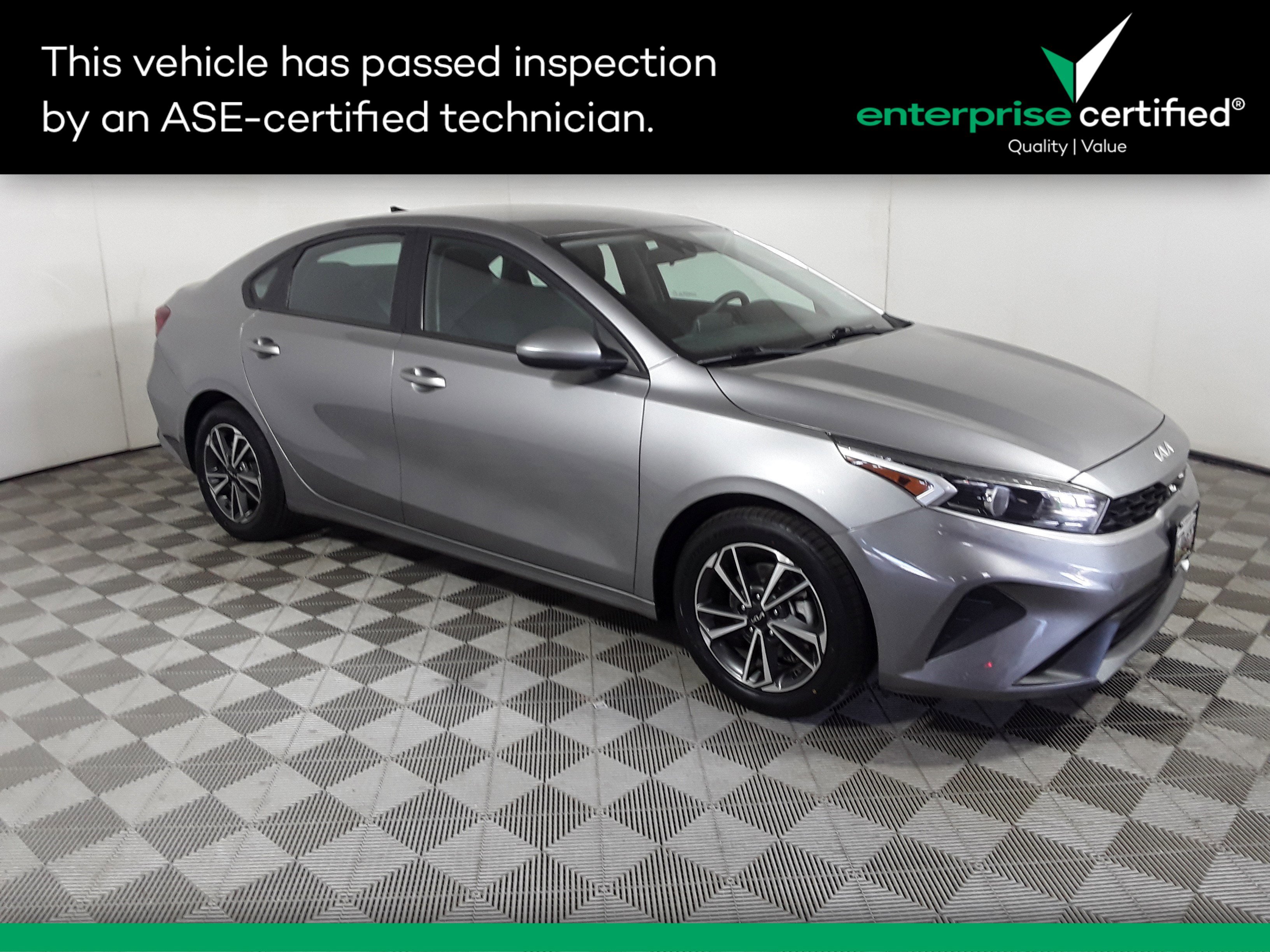 Used 2023 Kia Forte LXS IVT