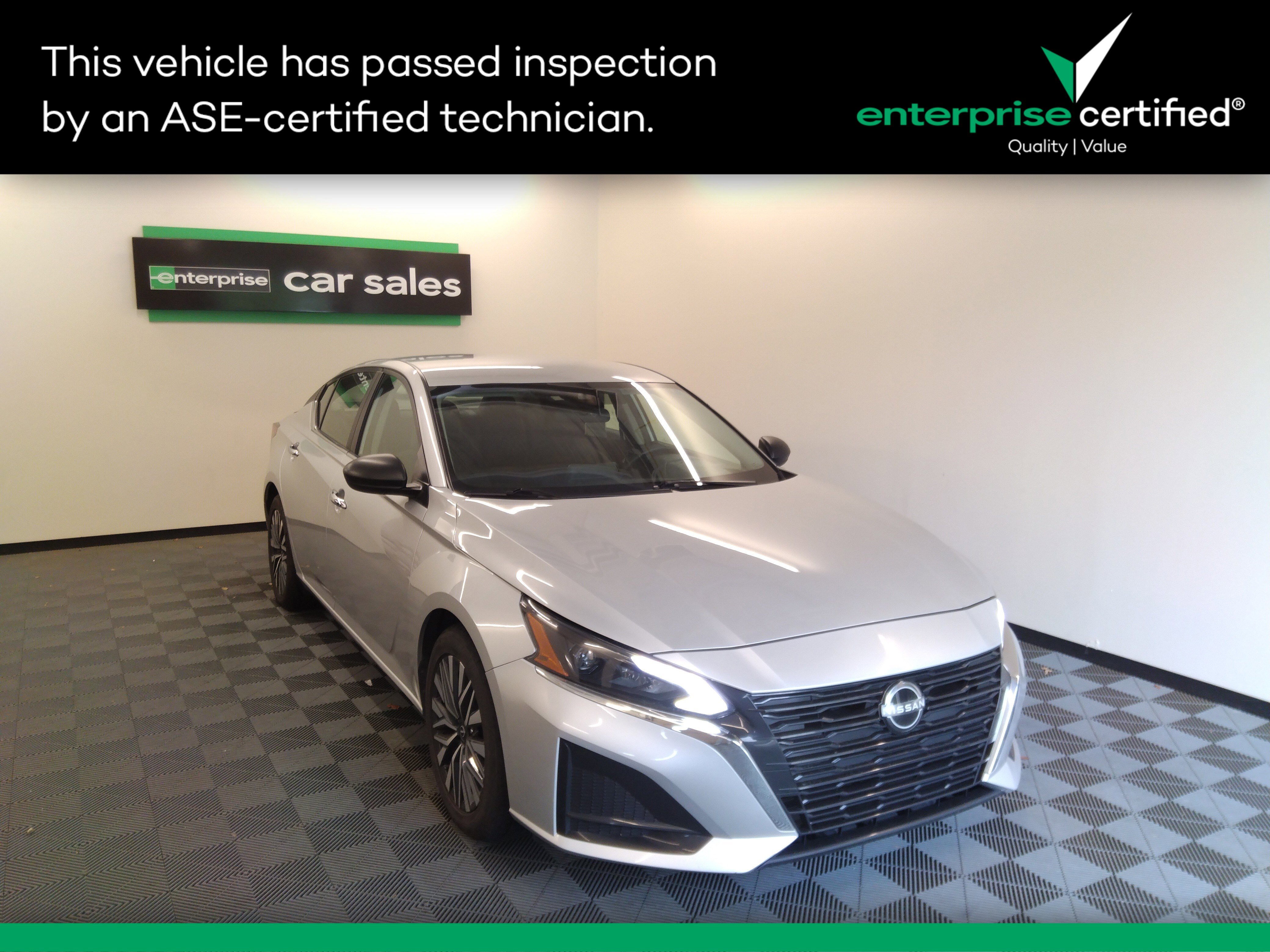 Used 2024 Nissan Altima 2.5 SV Sedan