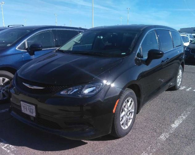 2023 Chrysler Voyager LX FWD